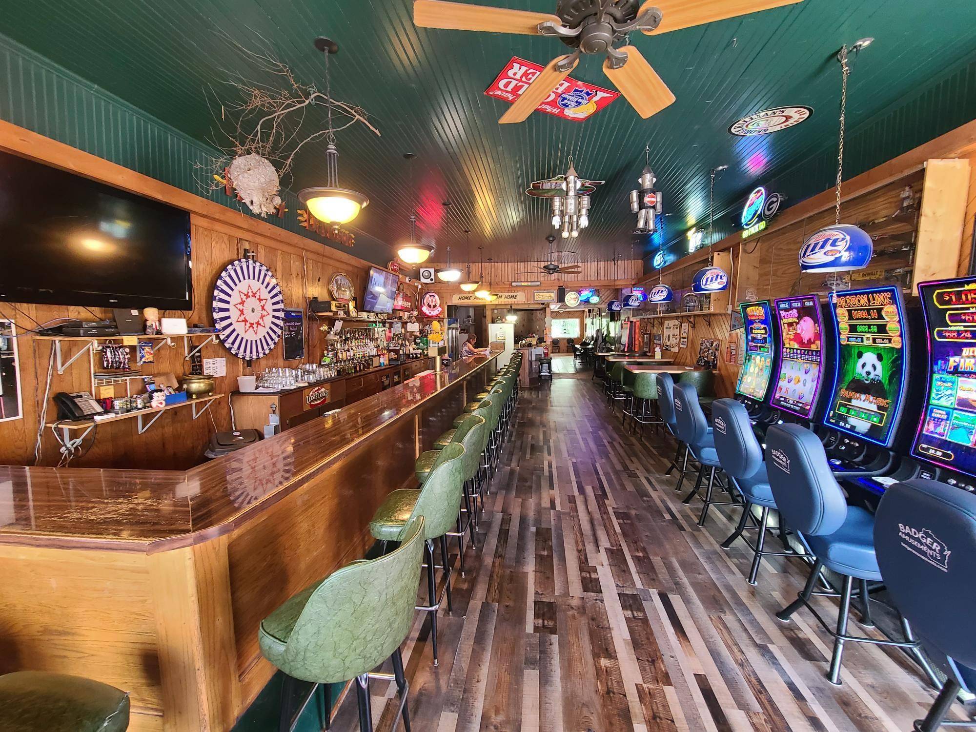 Pardeeville, WI 53954,147 N Main Street