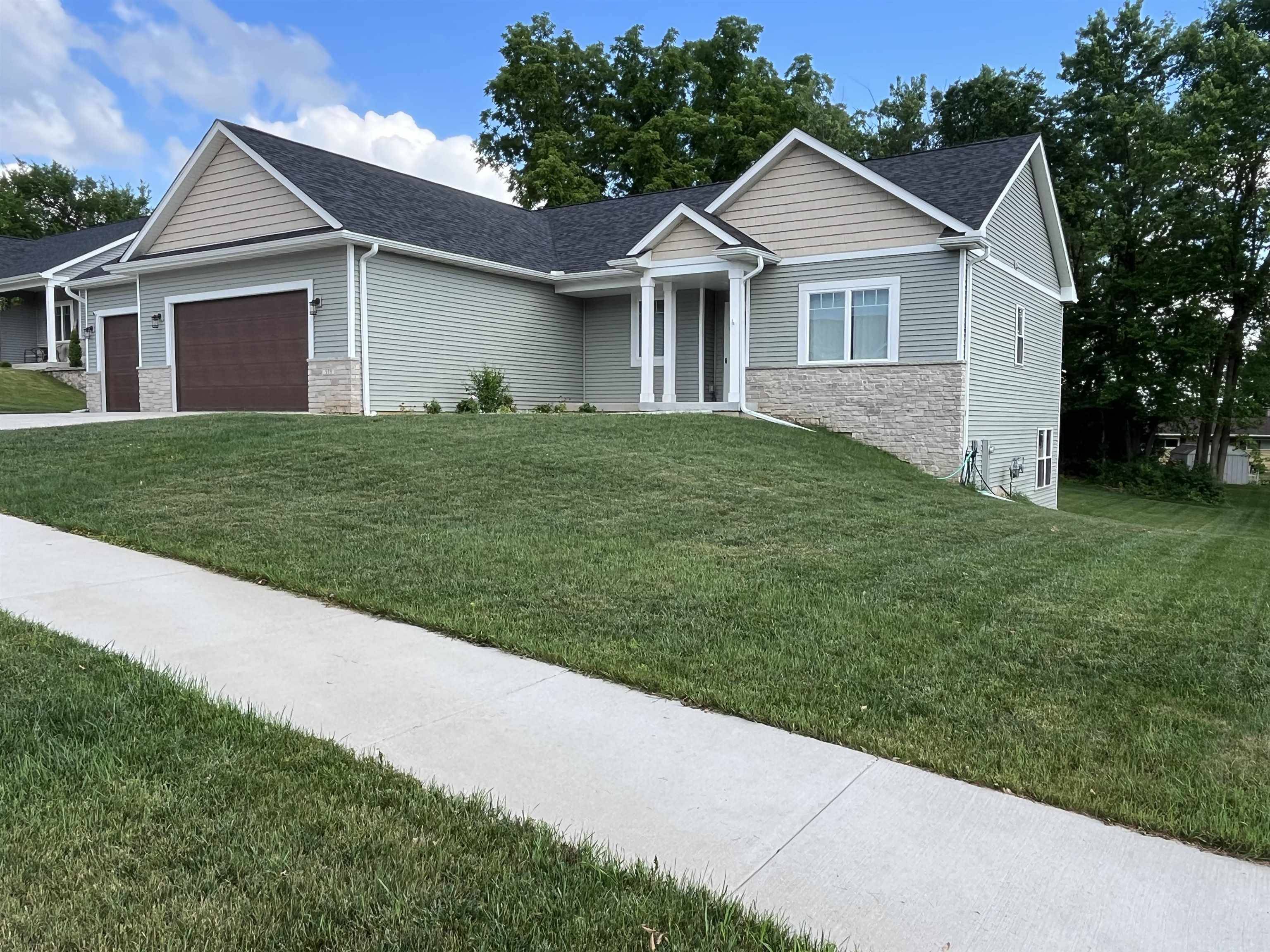 Janesville, WI 53548,539 Greenway Point Drive