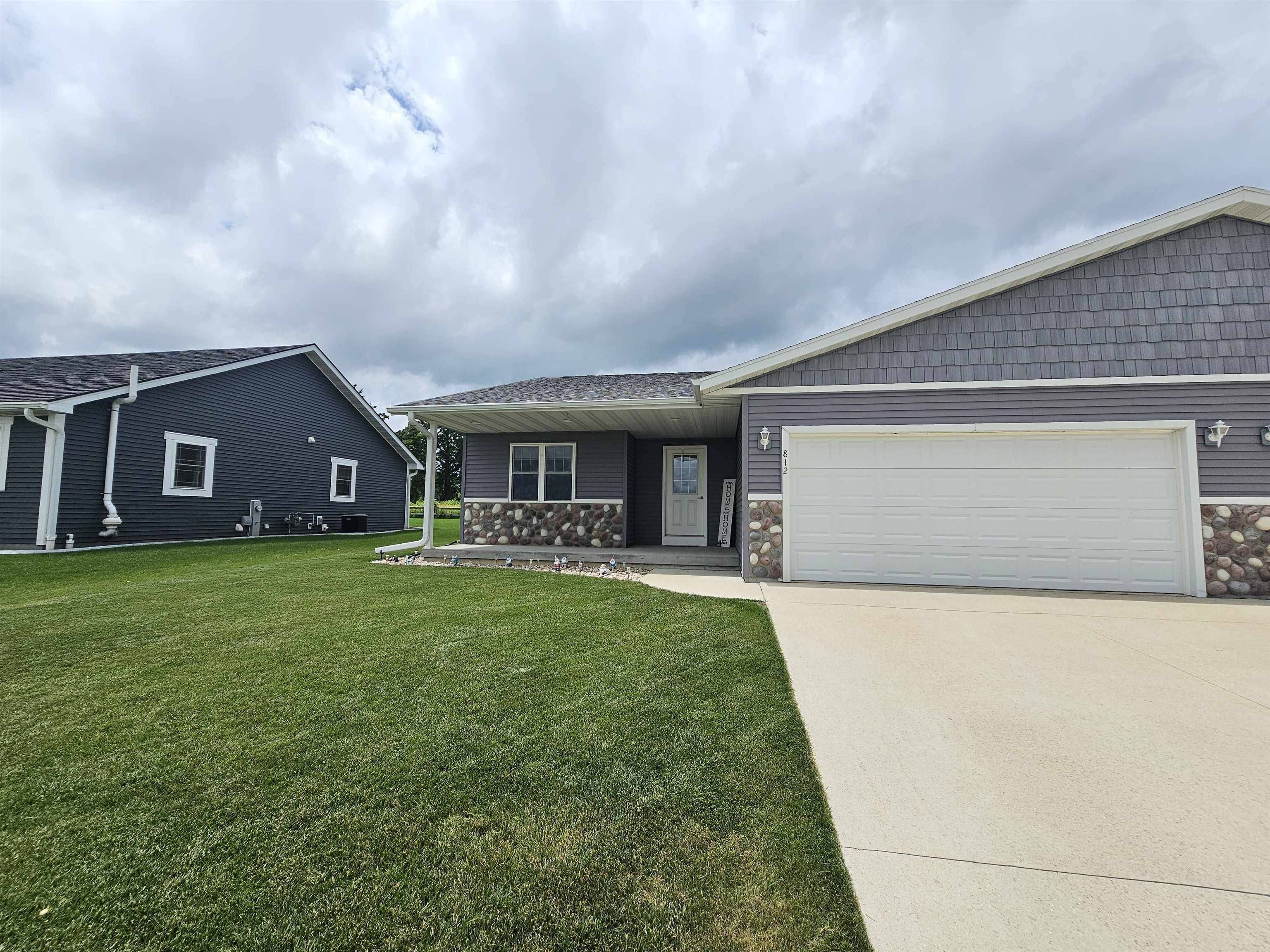 Waupun, WI 53963,812 Taft Lane