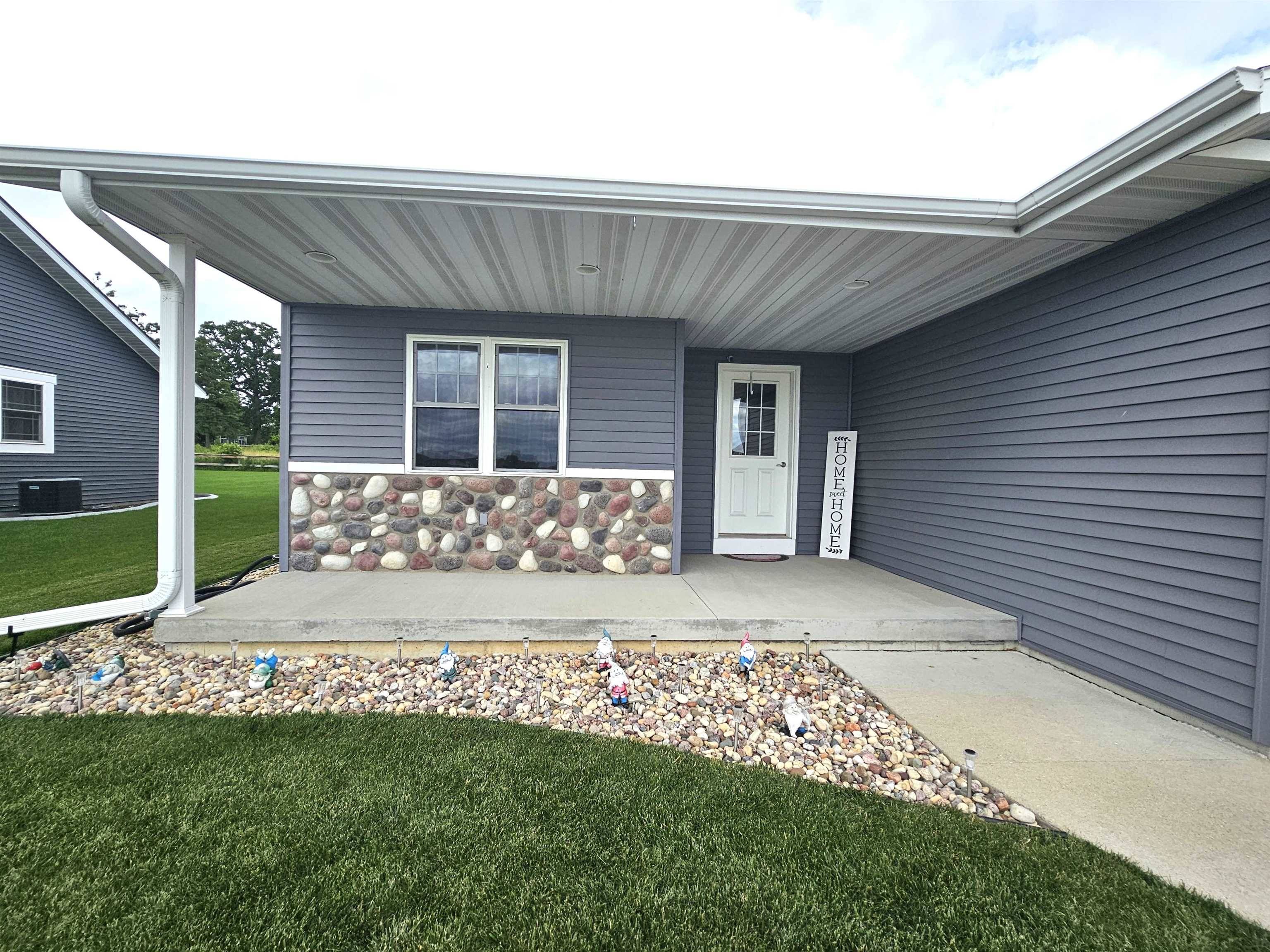 Waupun, WI 53963,812 Taft Lane
