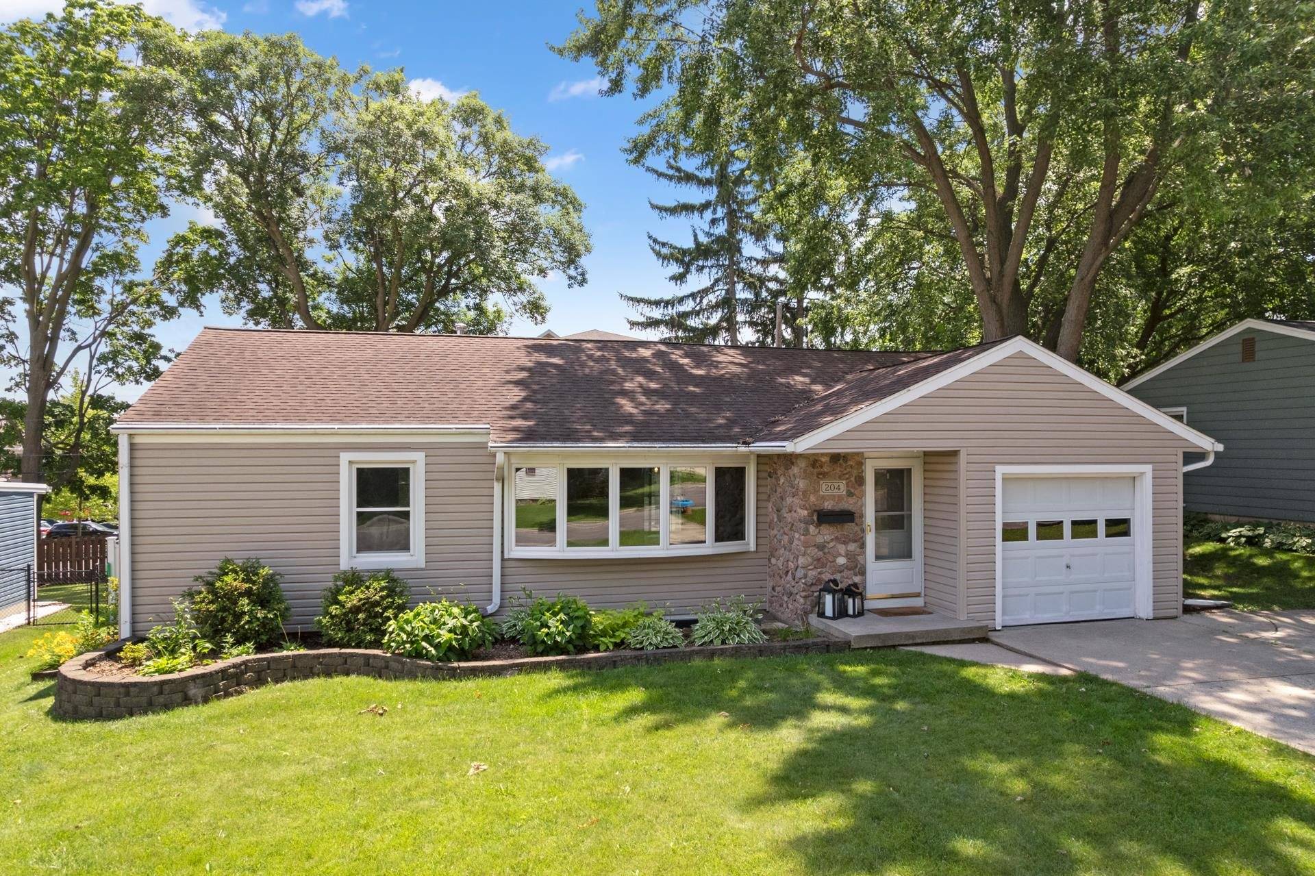 Monona, WI 53716,204 Panther Trail