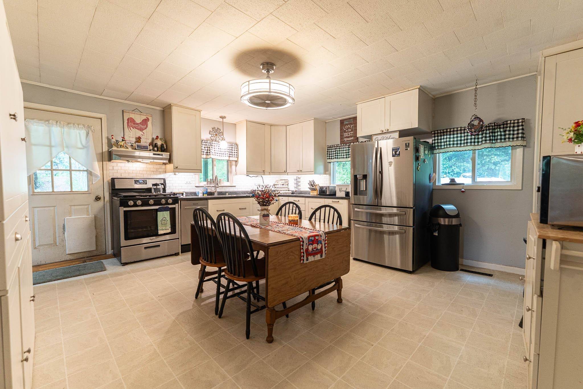 Elroy, WI 53929,N3248 Miller Road