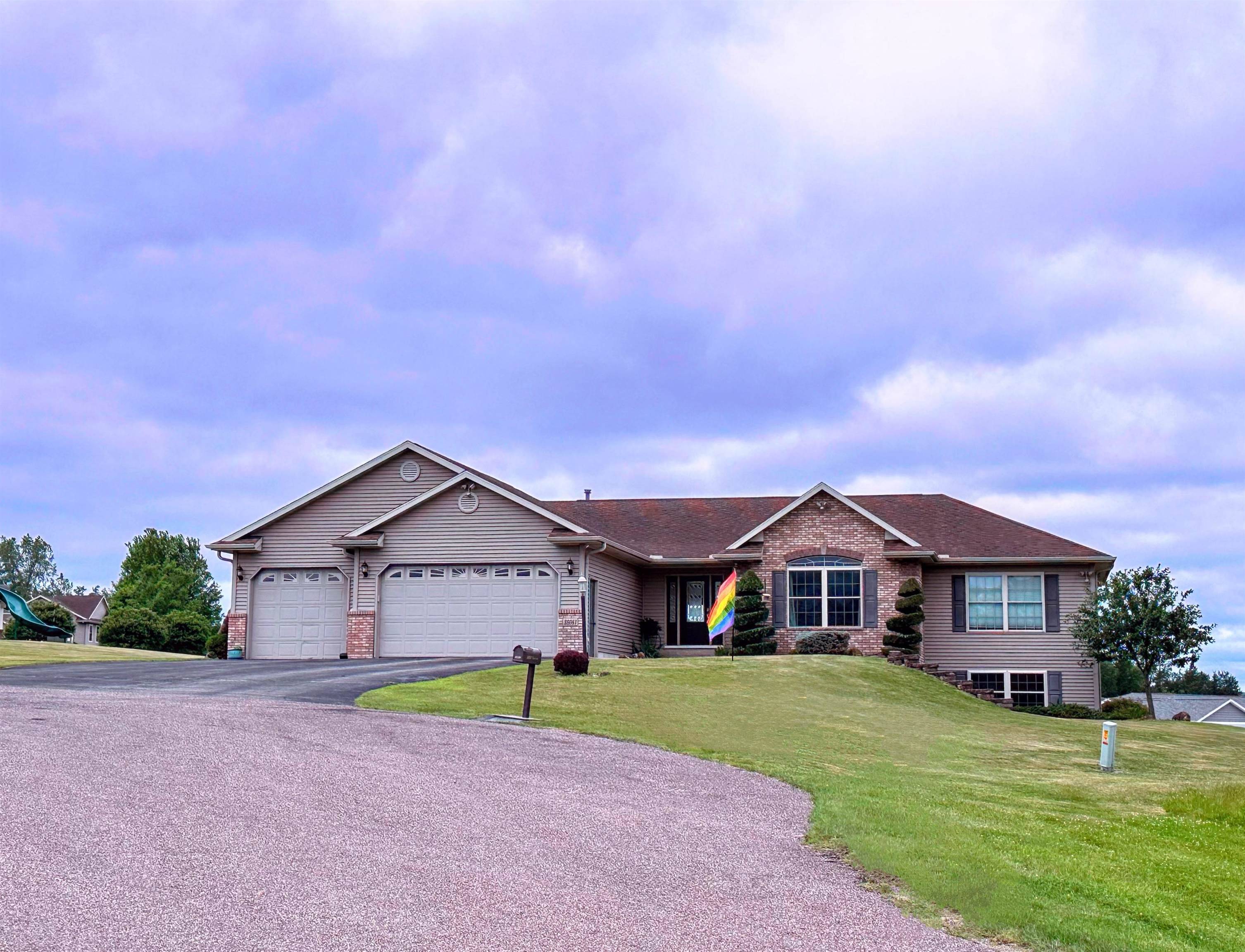 Prairie Du Chien, WI 53821,38081 Fawn Circle