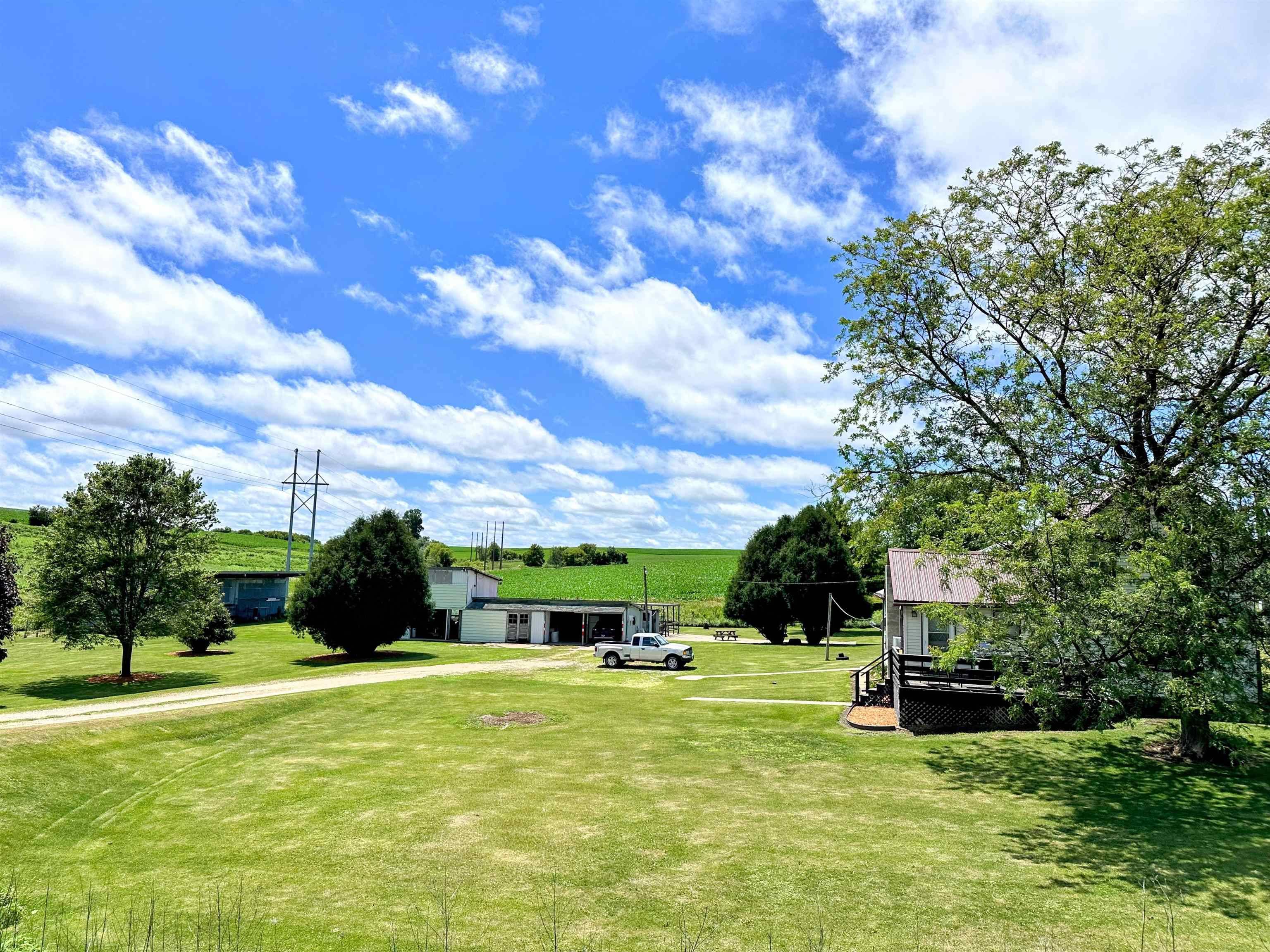 Monona, IA 52159,10675 Falcon Avenue