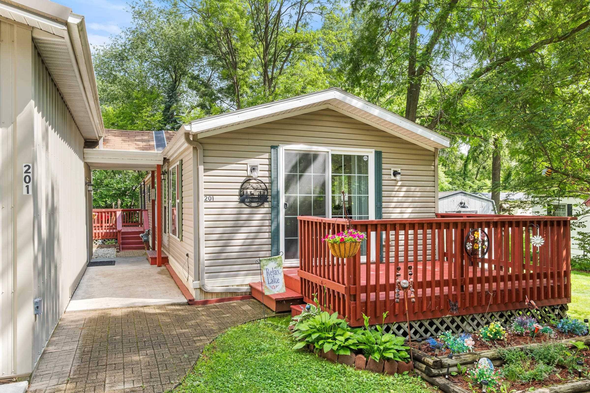 Green Lake, WI 54941,W2354 Highway 23 #L201