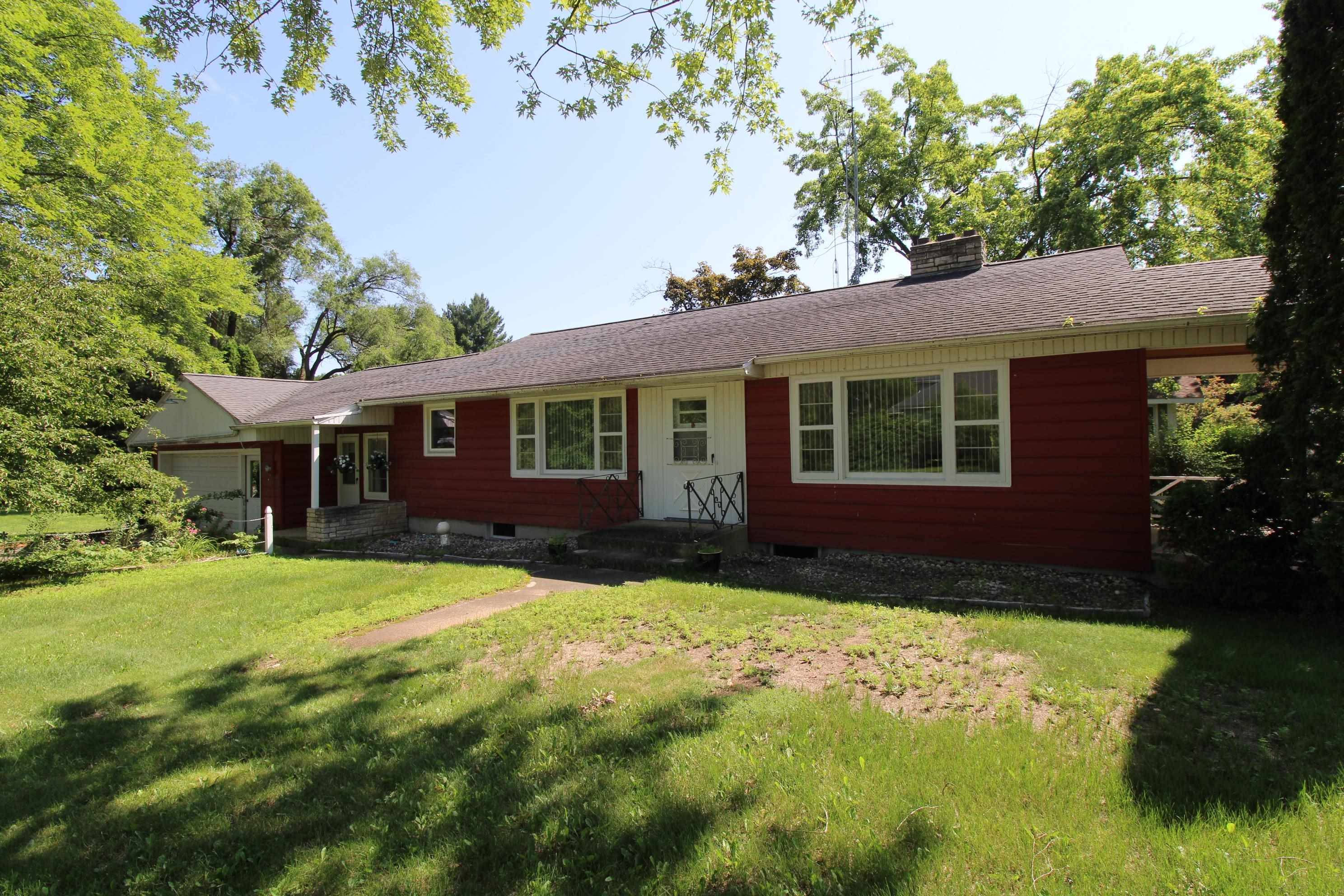 Oxford, WI 53952,206 E Ormsby Street