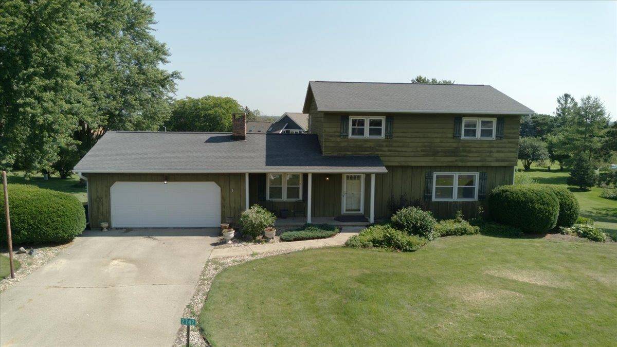 Sun Prairie, WI 53590,2742 Hilltop Drive