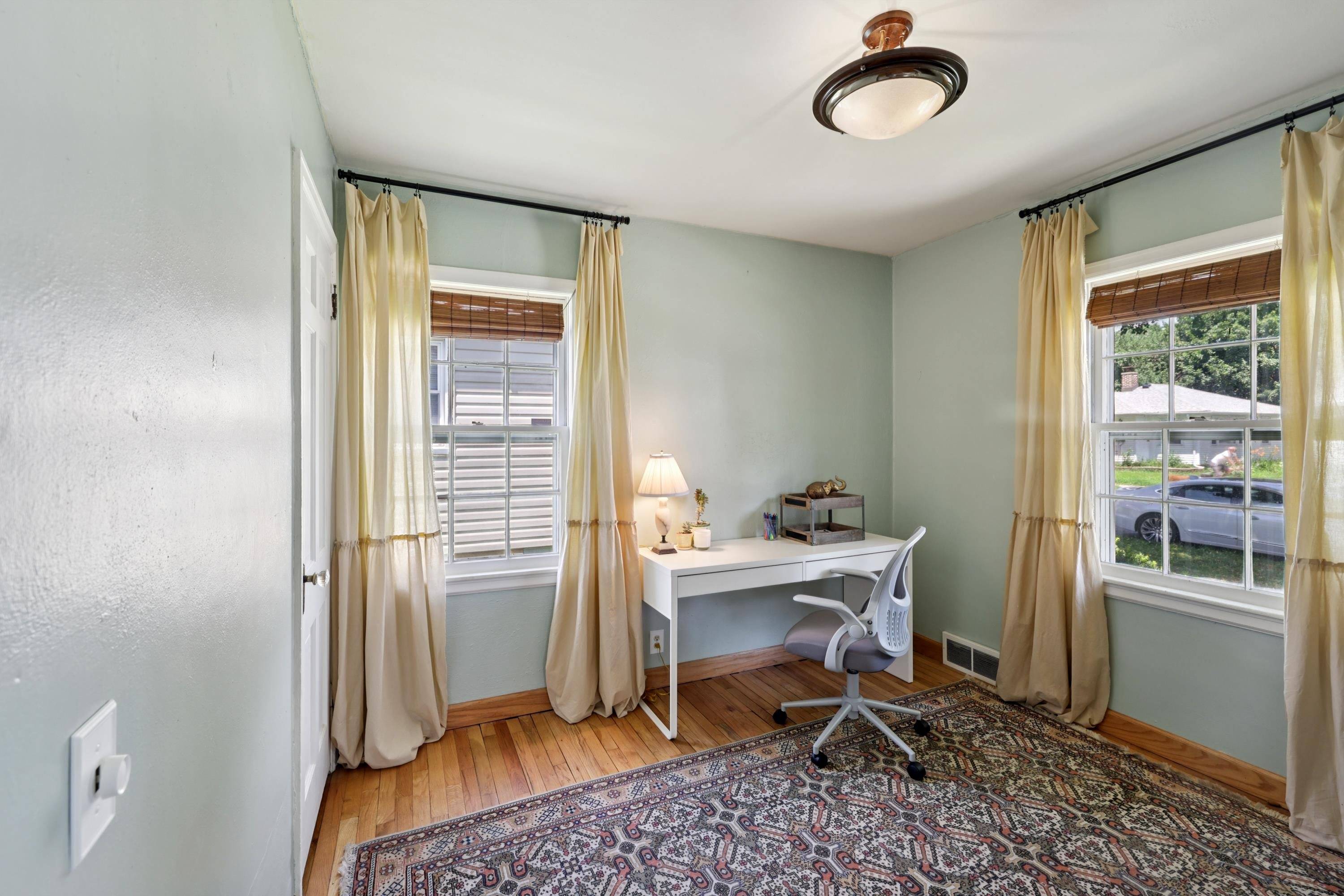 Madison, WI 53704,2661 Hoard Street