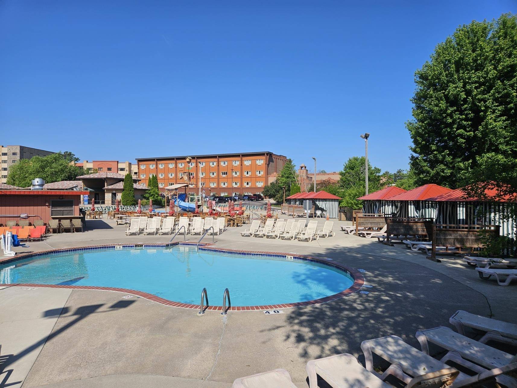 Wisconsin Dells, WI 53965,2411 River Road #2457-59