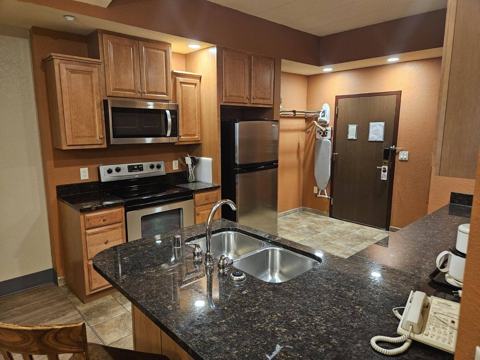Wisconsin Dells, WI 53965,2411 River Road #2457-59