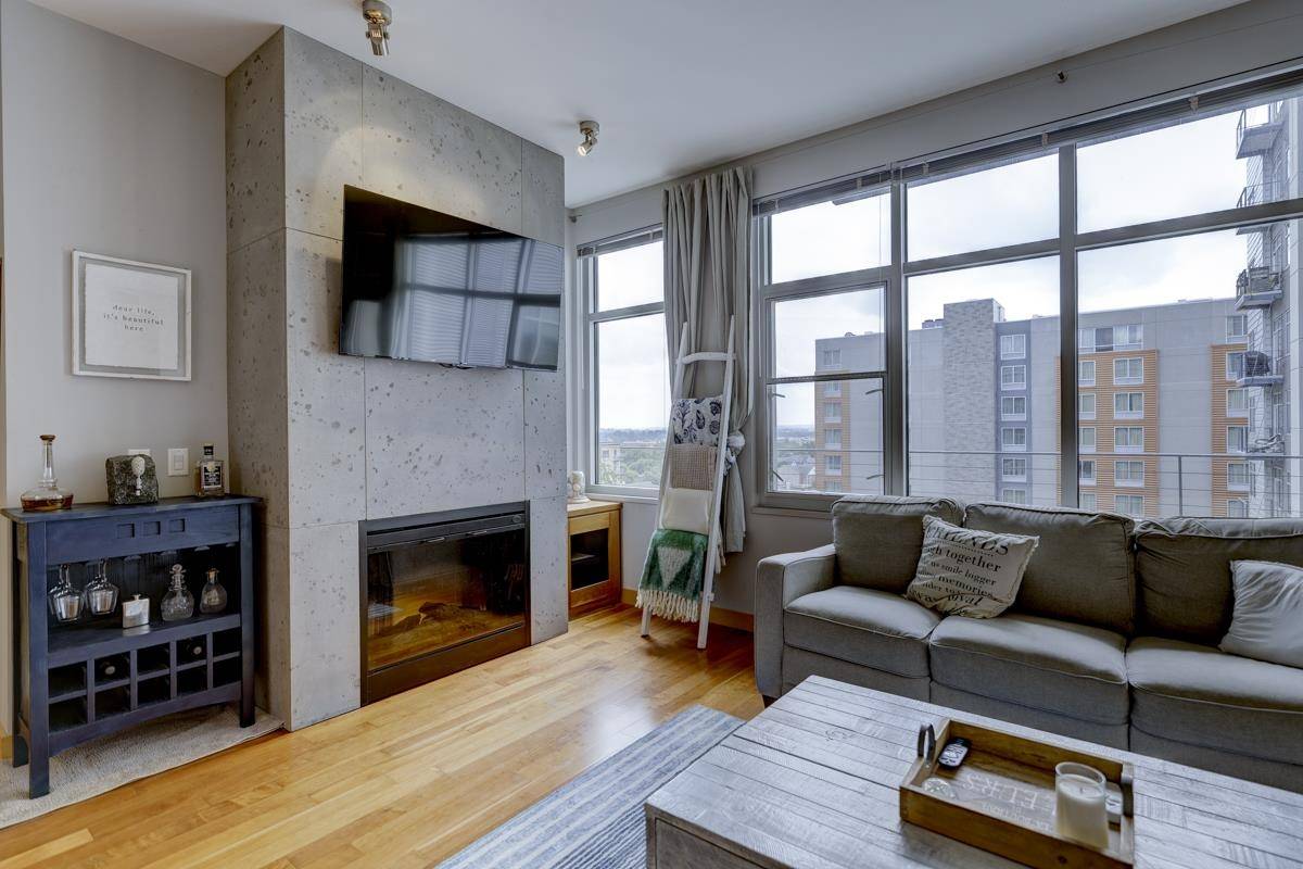 Madison, WI 53703,309 W Washington Avenue #612
