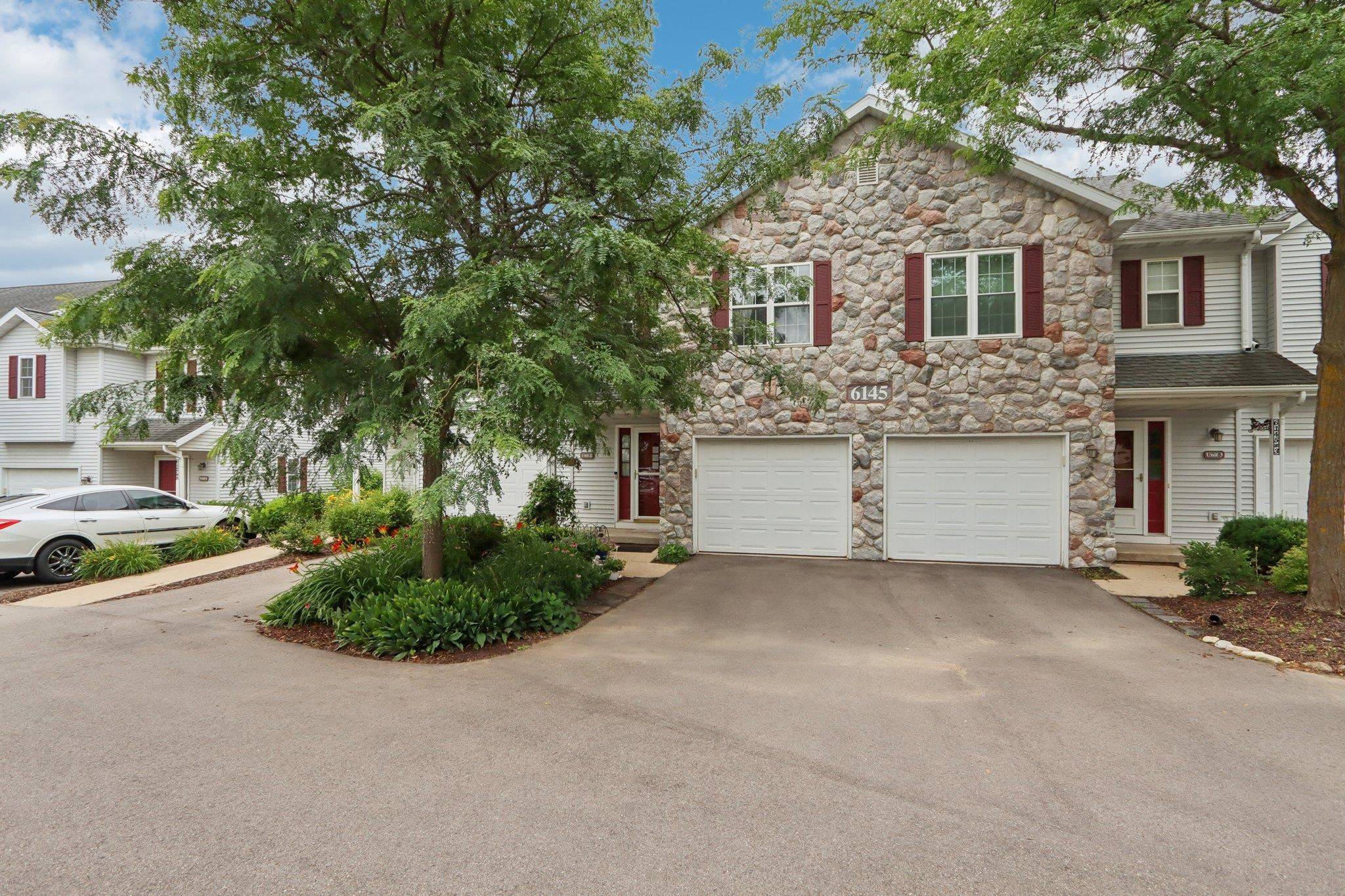 Madison, WI 53718,6145 Dell Drive #2