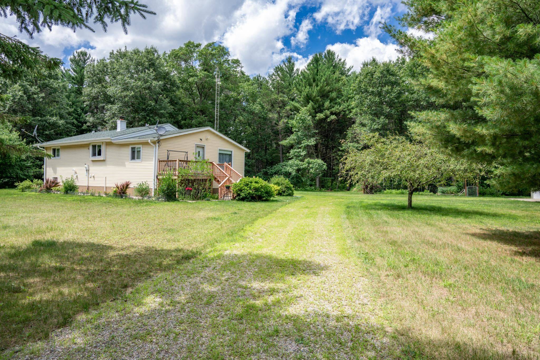 Necedah, WI 54646,W5864 16th Street