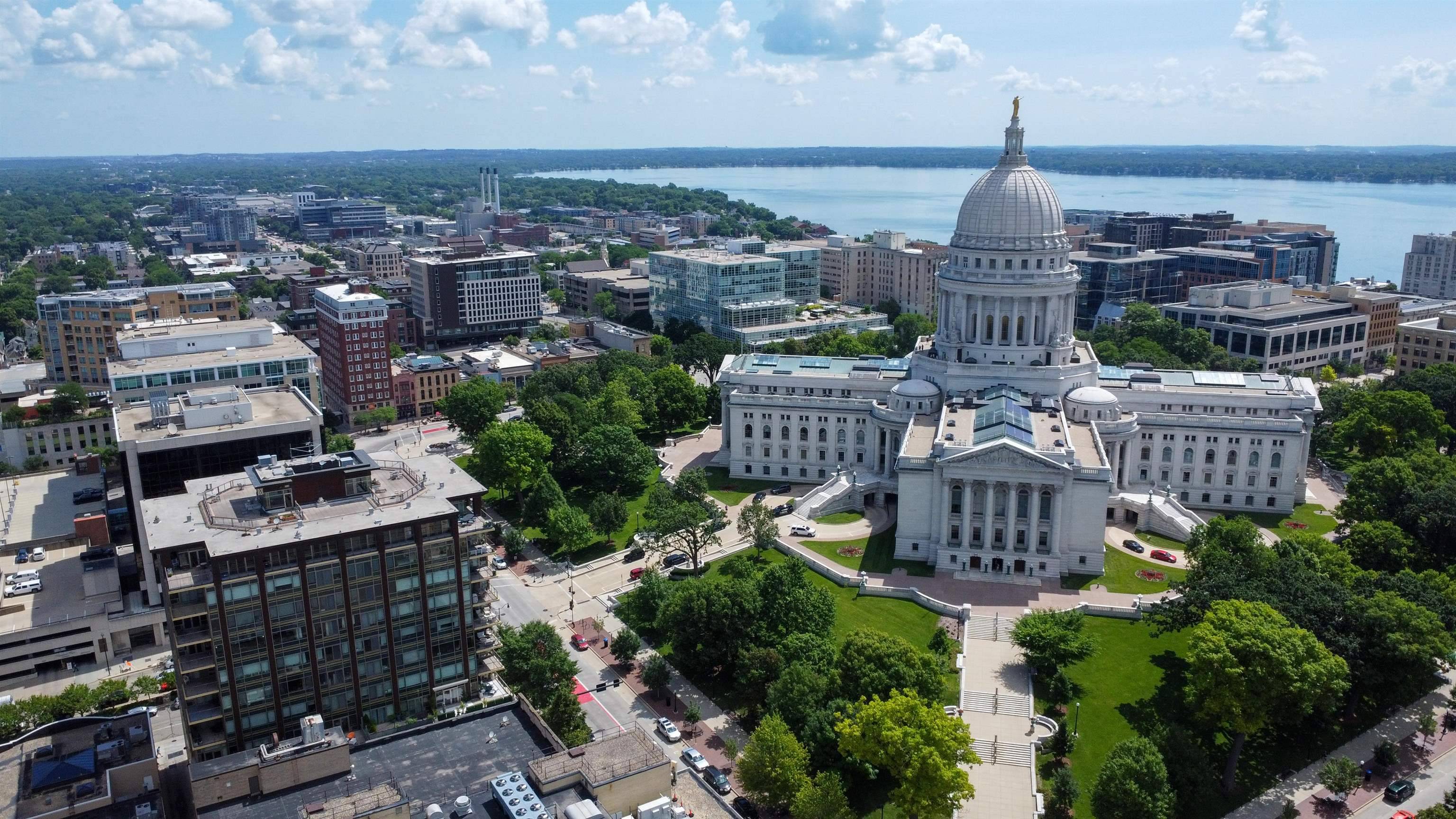 Madison, WI 53703,100 Wisconsin Avenue #904