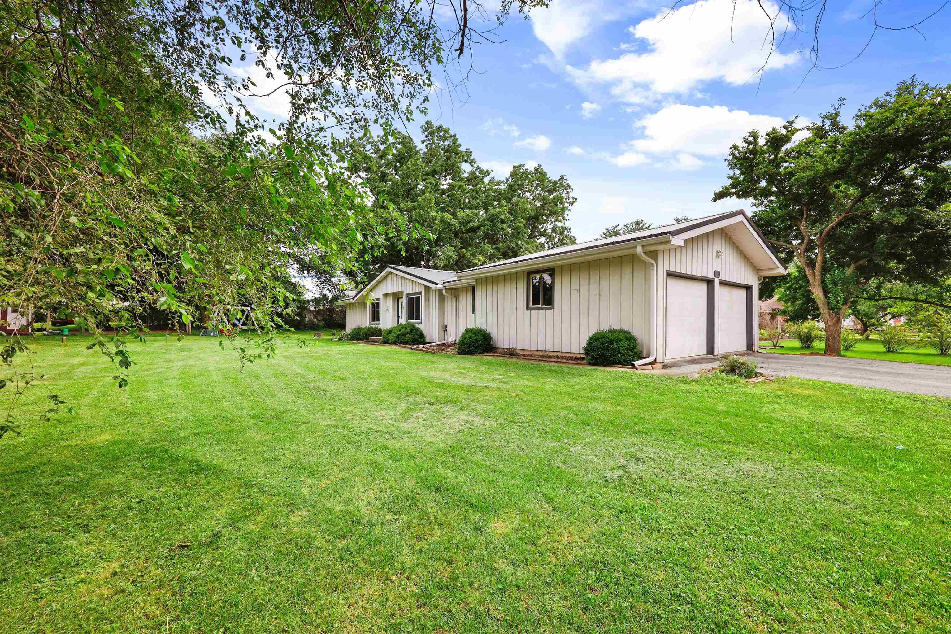 Stoughton, WI 53589,2730 Westchester Circle