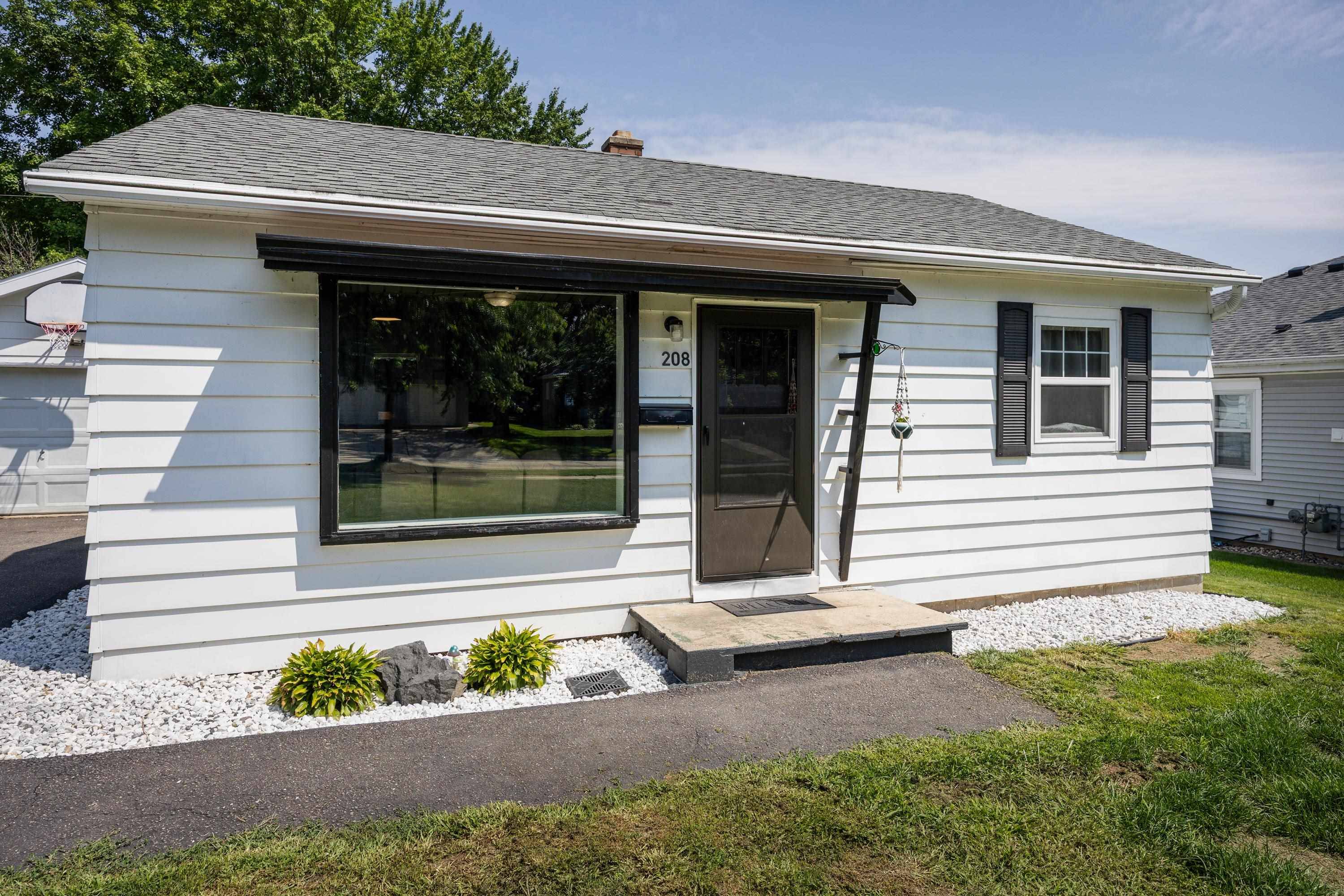 Stoughton, WI 53589,208 W Taft Street