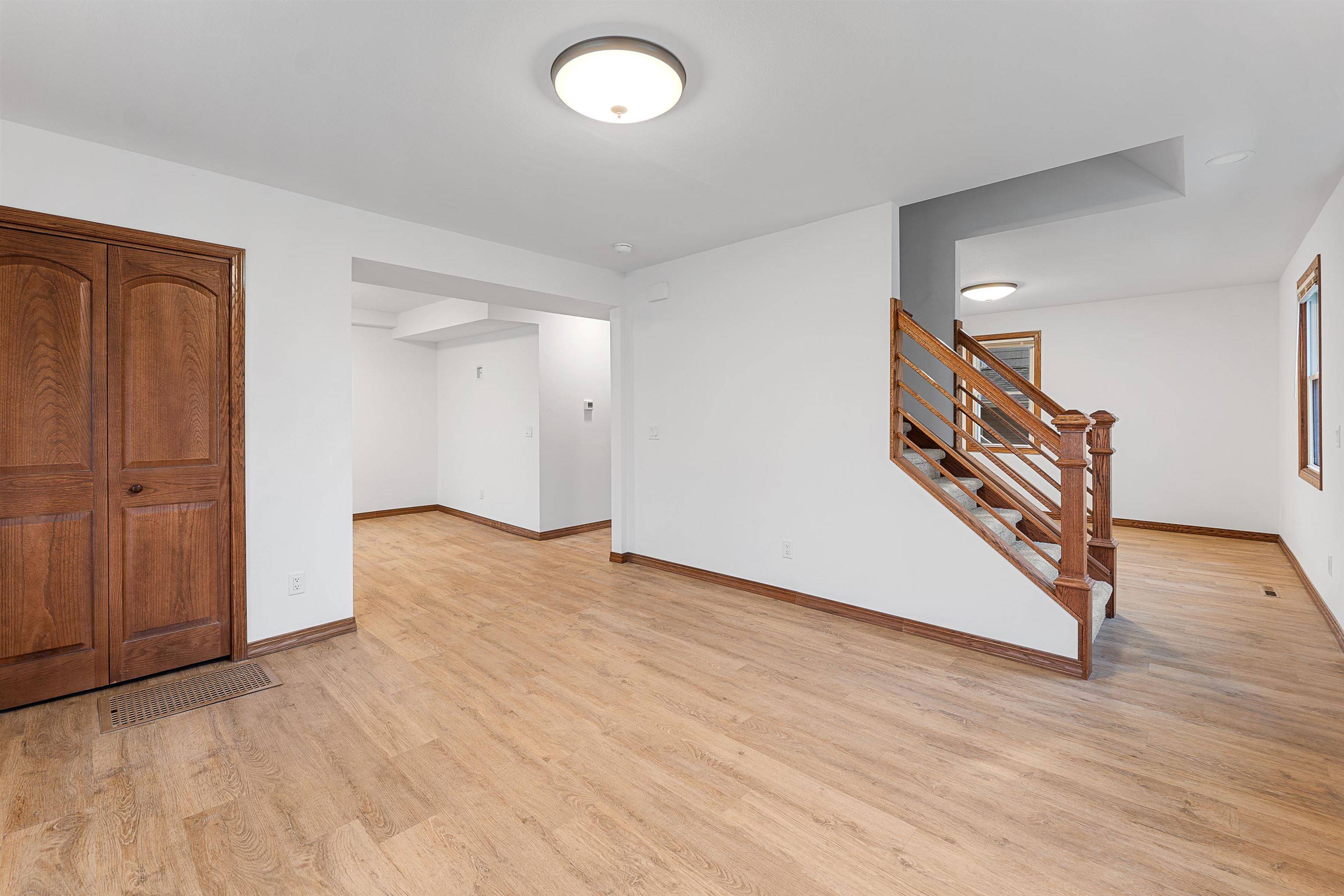 Beaver Dam, WI 53916,325 W Maple Avenue