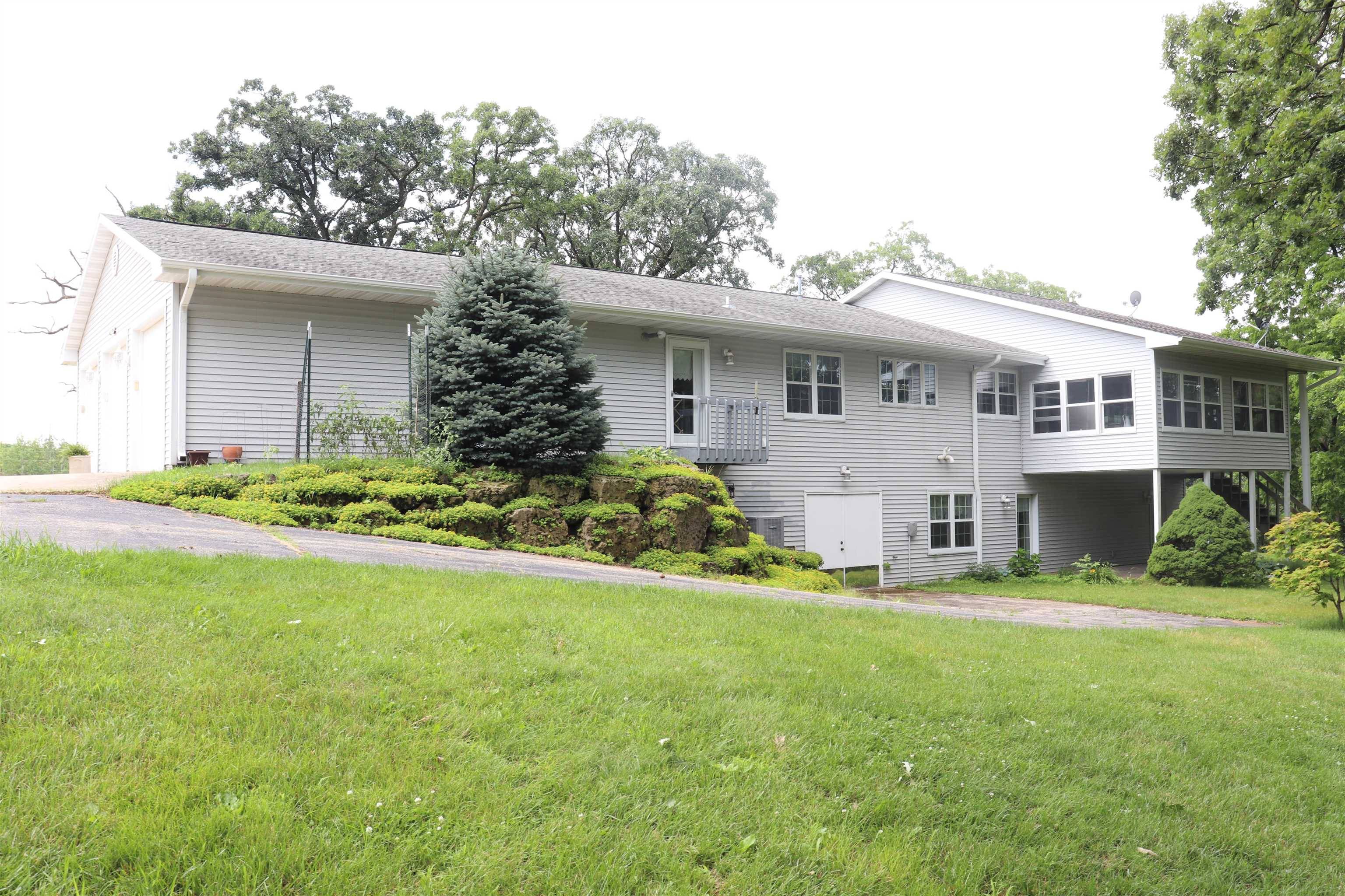 Blue Mounds, WI 53517,10538 W Erbe Road
