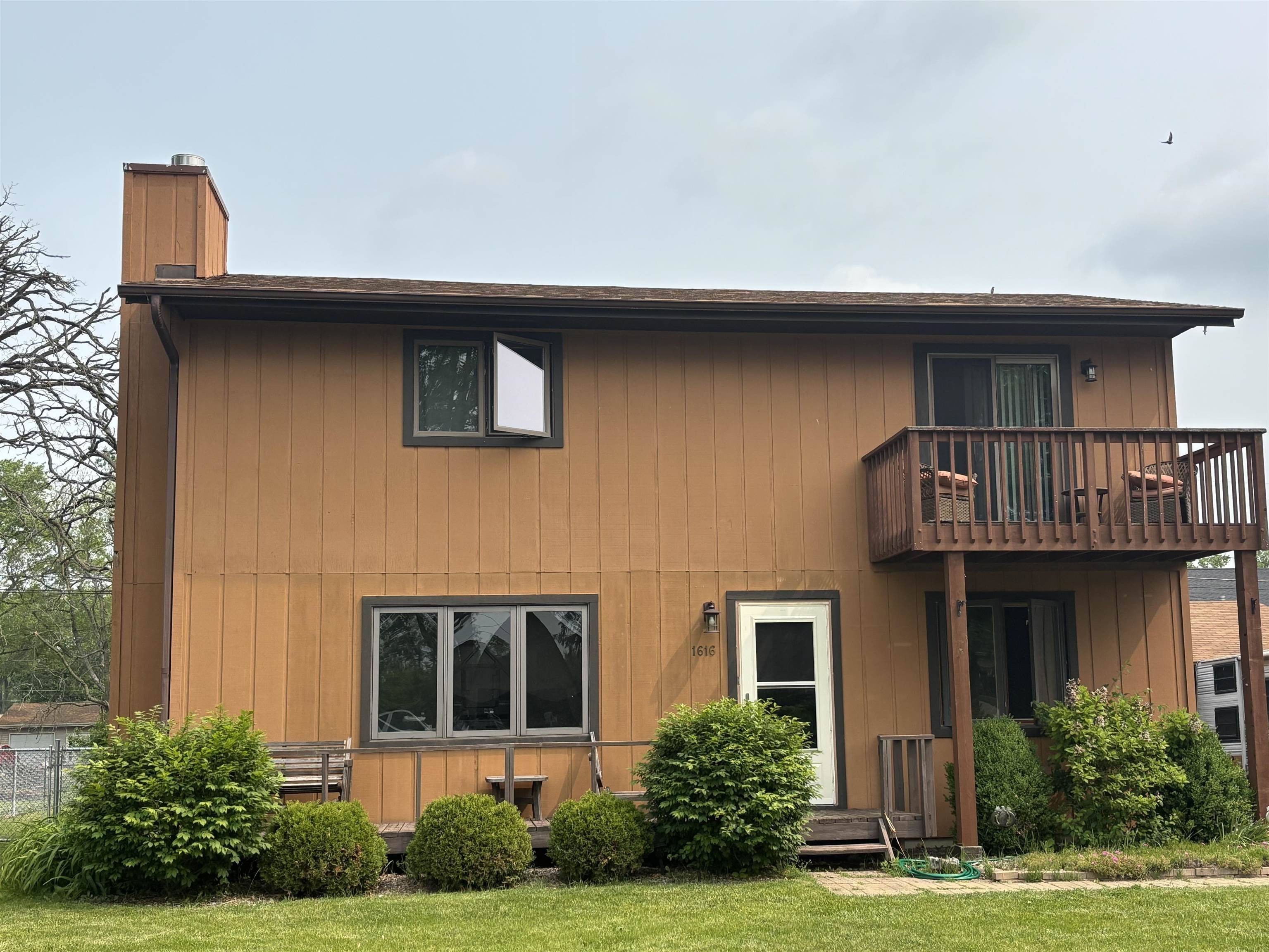 Twin Lakes, WI 53181,1616 Swallow Road