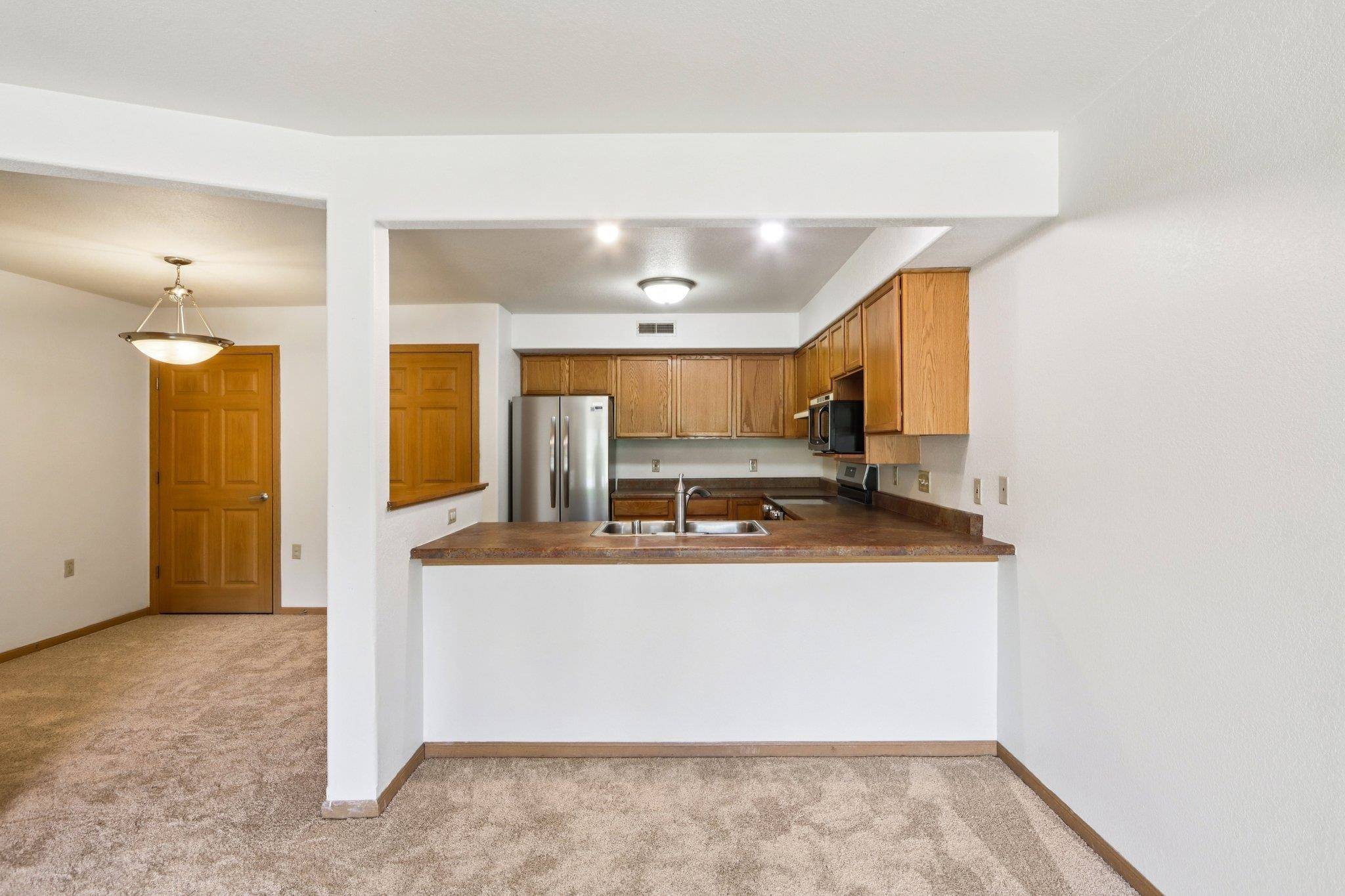 Madison, WI 53718,5360 Congress Avenue #3