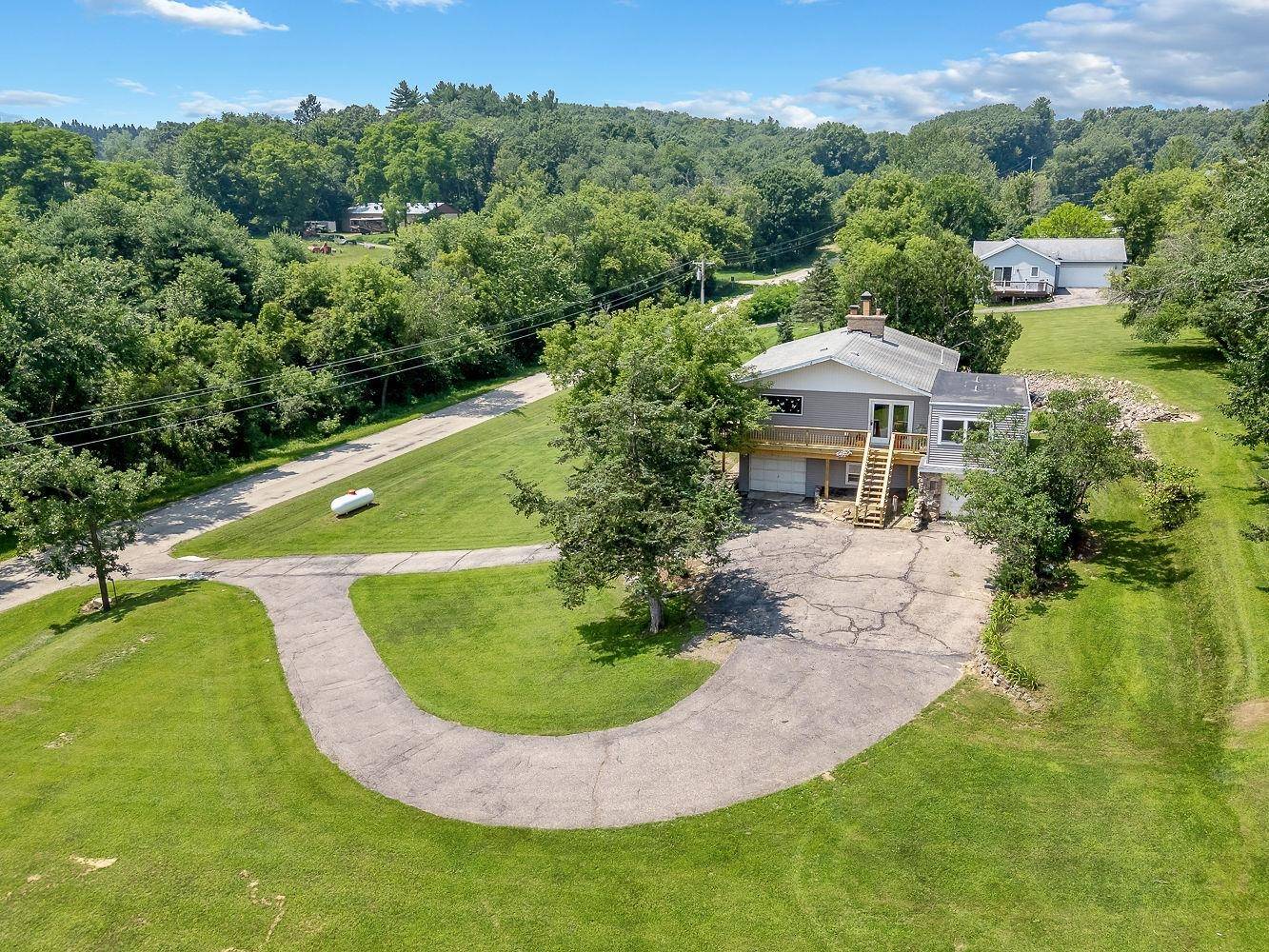 La Valle, WI 53941,E4138 Pierce Road