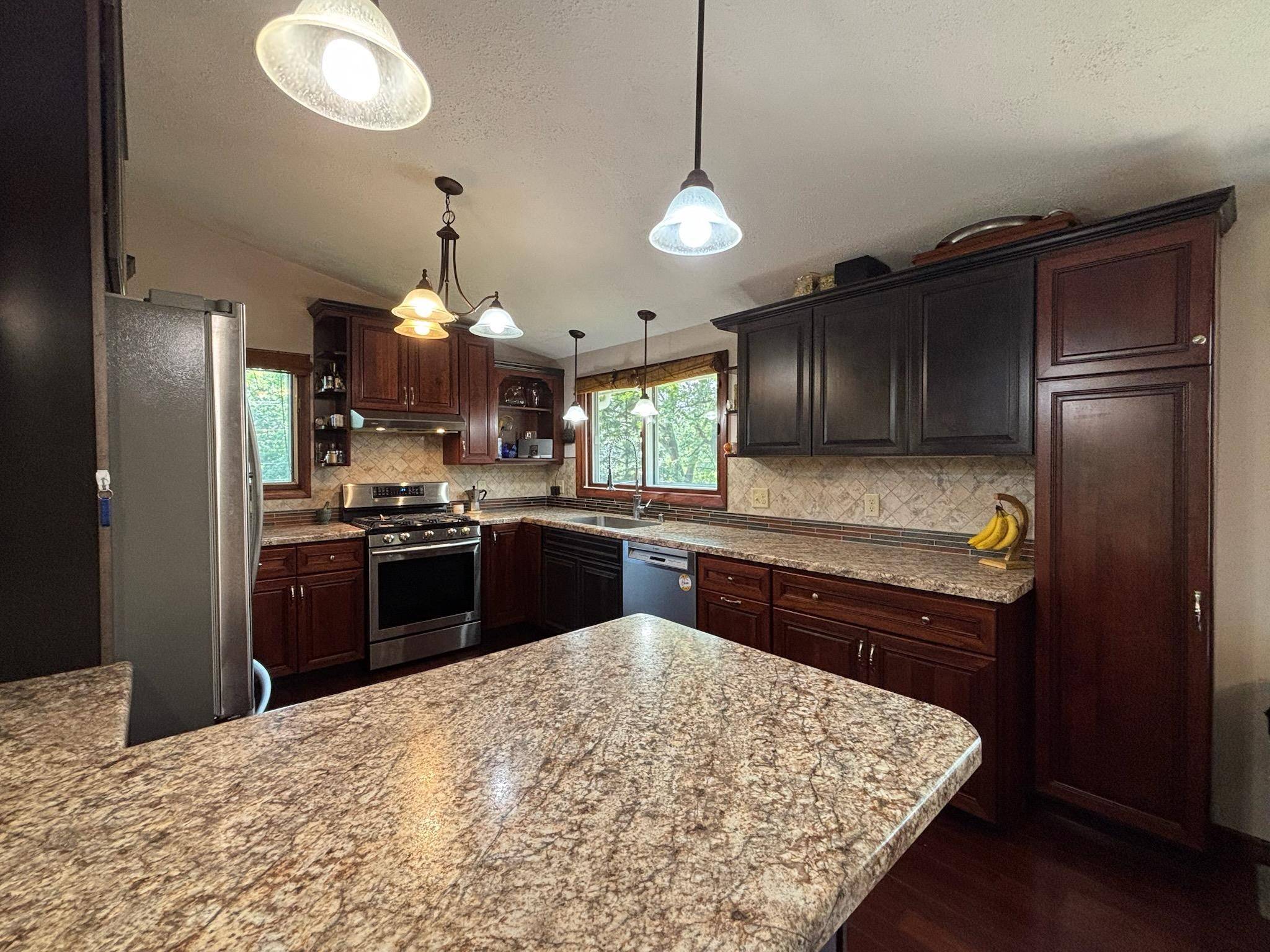 Brooklyn, WI 53521,395 Country MM Road