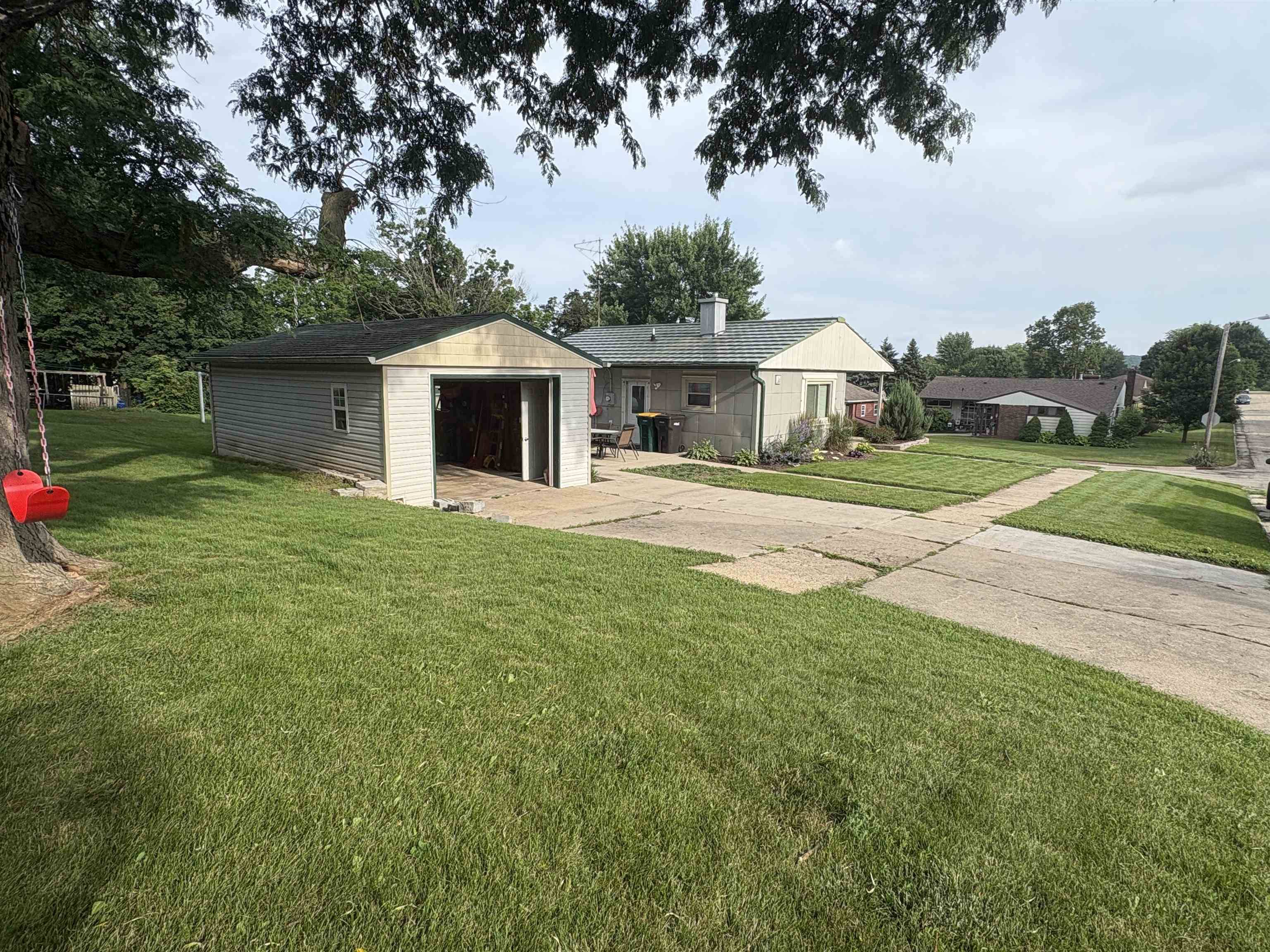 New Glarus, WI 53574,318 11th Avenue