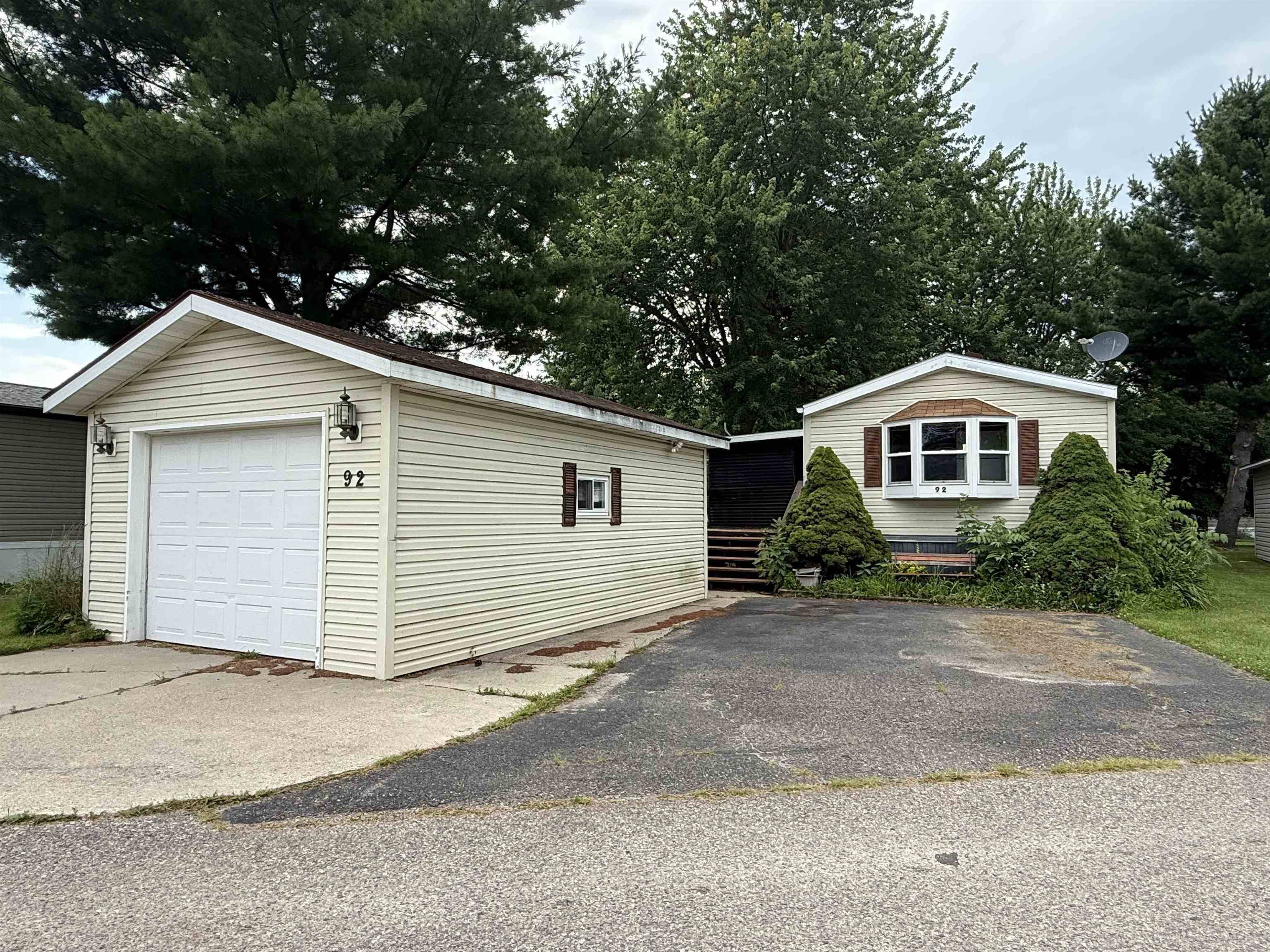 Wisconsin Dells, WI 53965,92 Woodland Drive