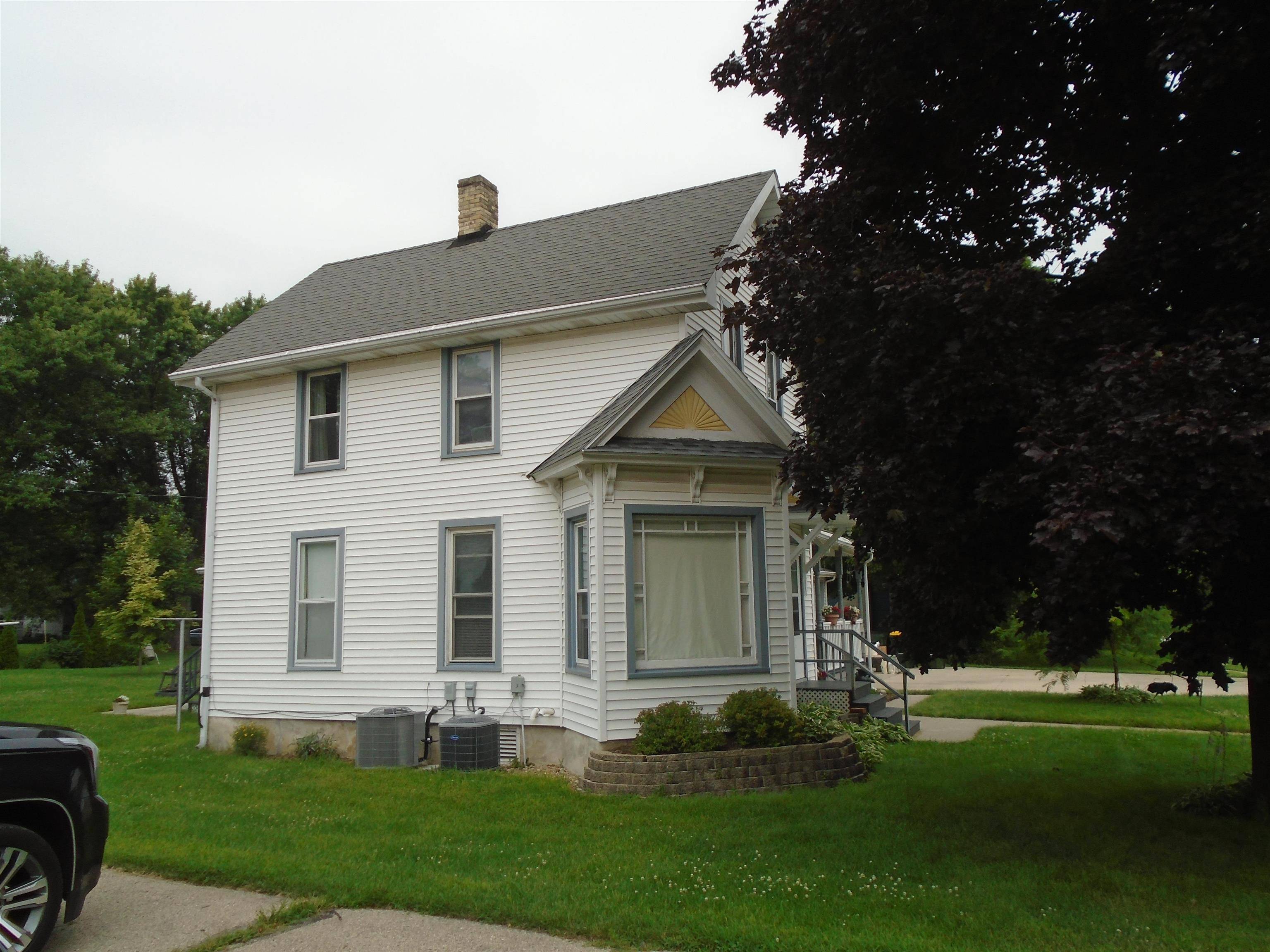 Mazomanie, WI 53560,318 Cramer Street