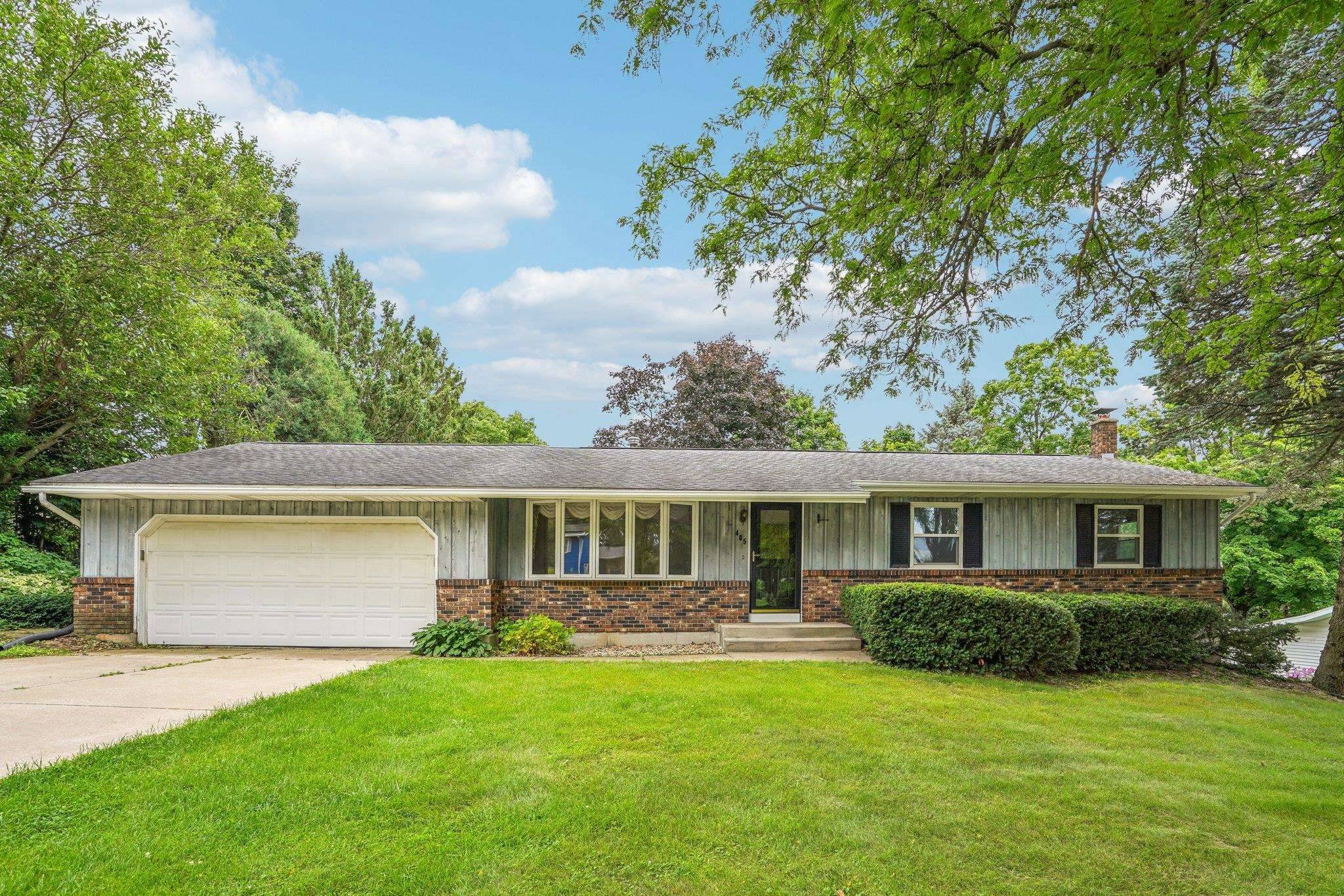 Mount Horeb, WI 53572,405 Blue View Drive