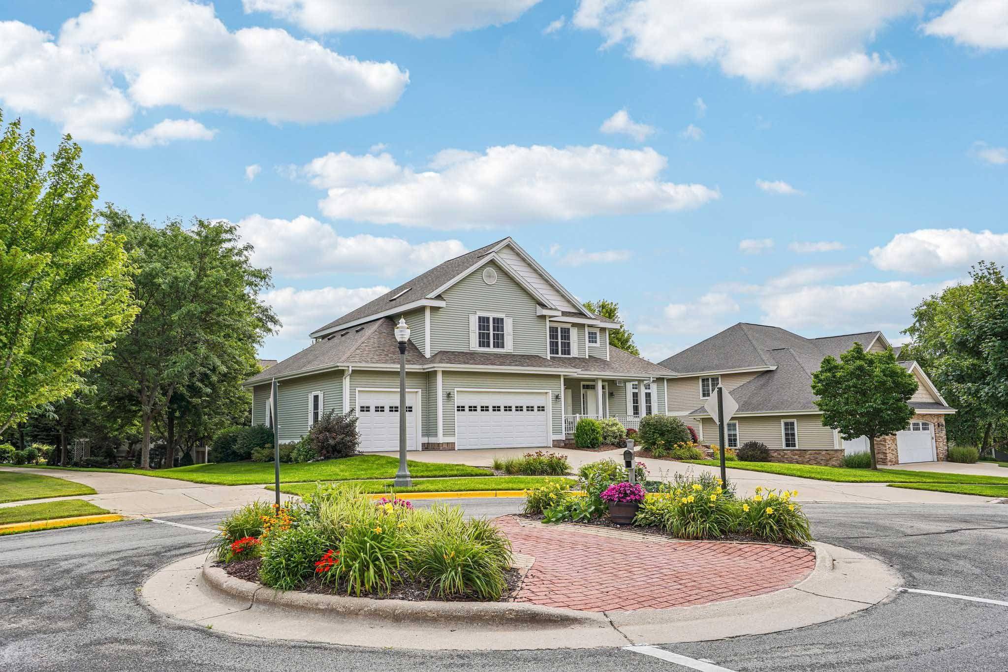Waunakee, WI 53597,1222 Wenzel Way