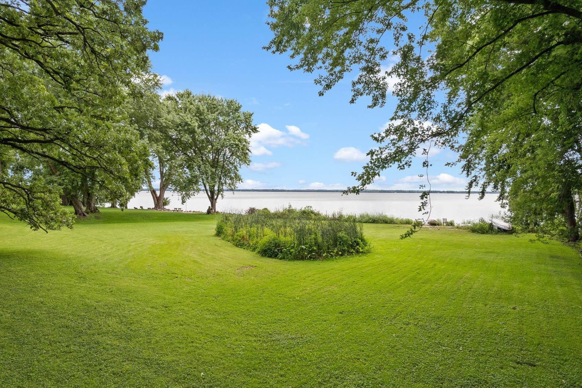 Fort Atkinson, WI 53538,W8738 White Crow Road
