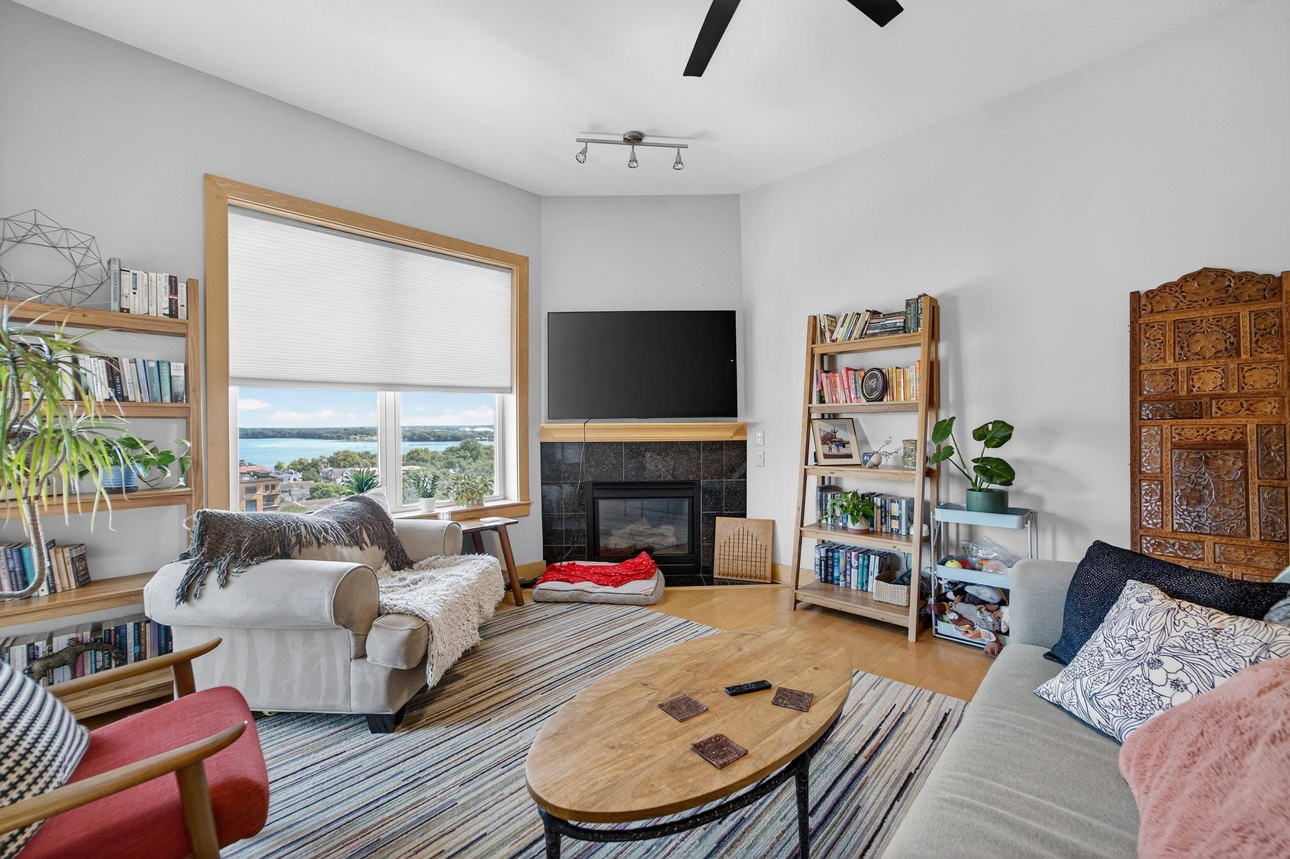 Madison, WI 53703,360 W Washington Avenue #1204
