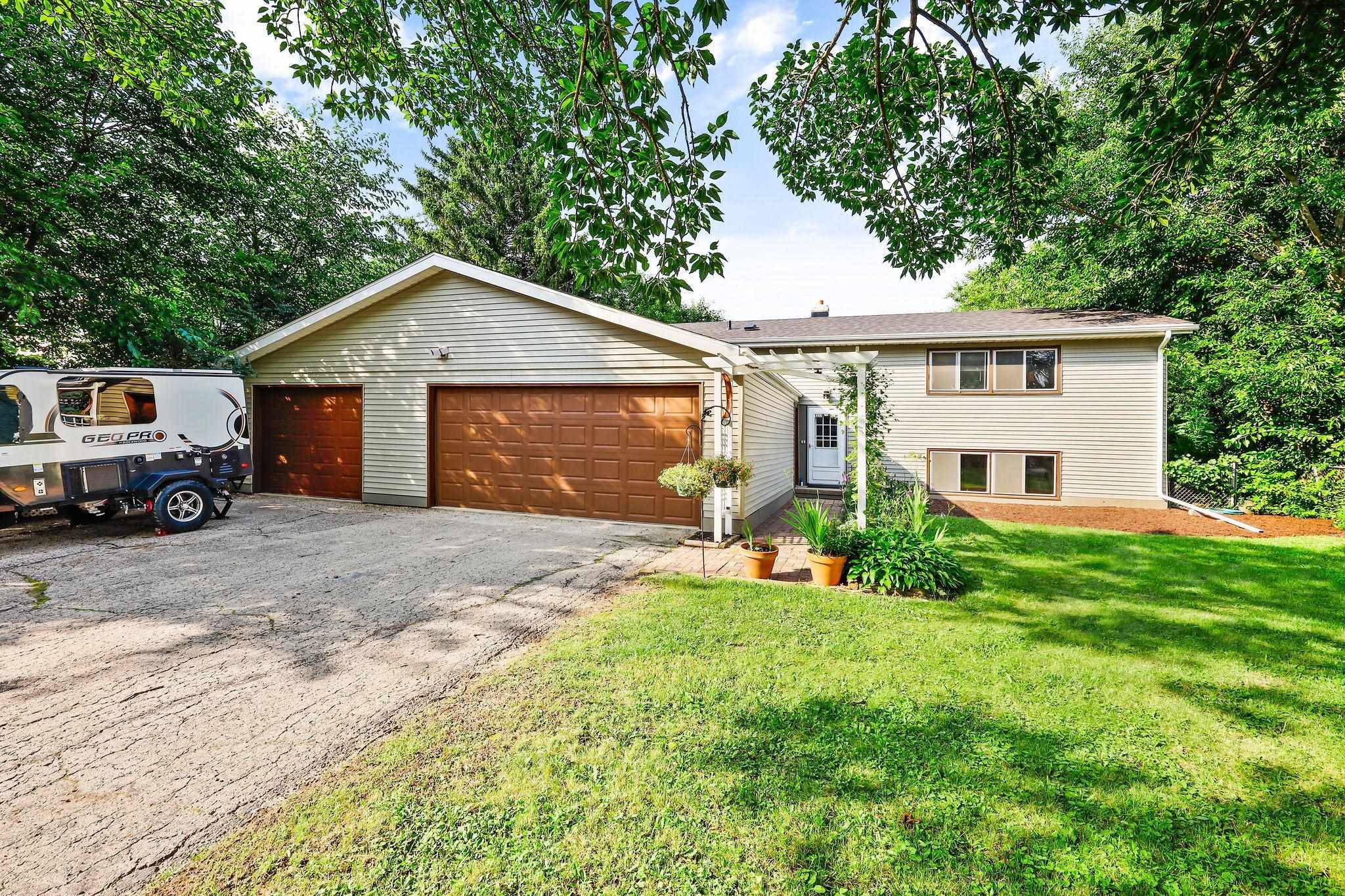 Madison, WI 53714,5222 Piccadilly Drive
