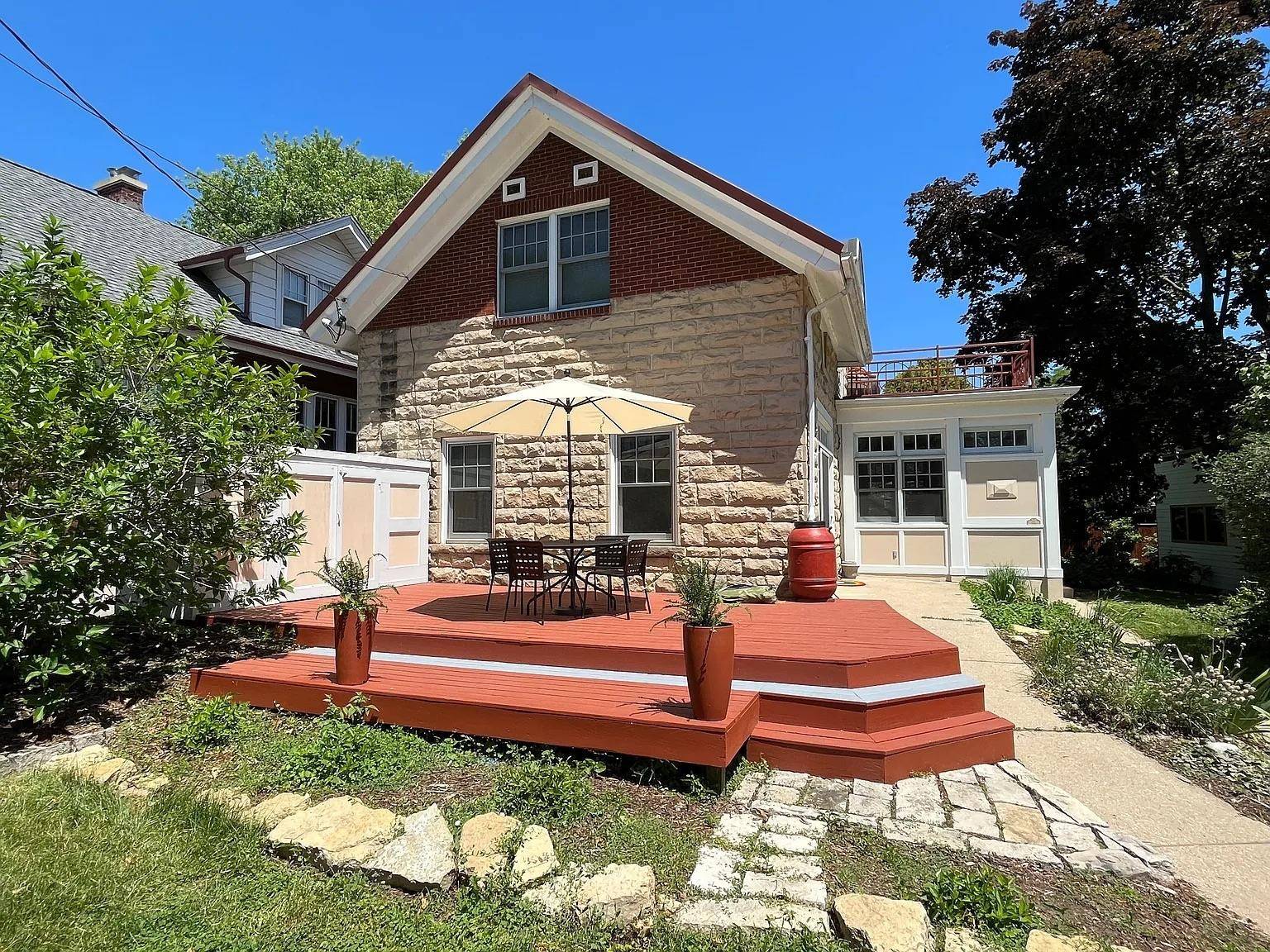Madison, WI 53704,2906 Lakeland Avenue