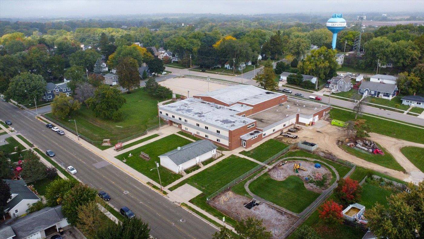 Deforest, WI 53532,520 E Holum Street