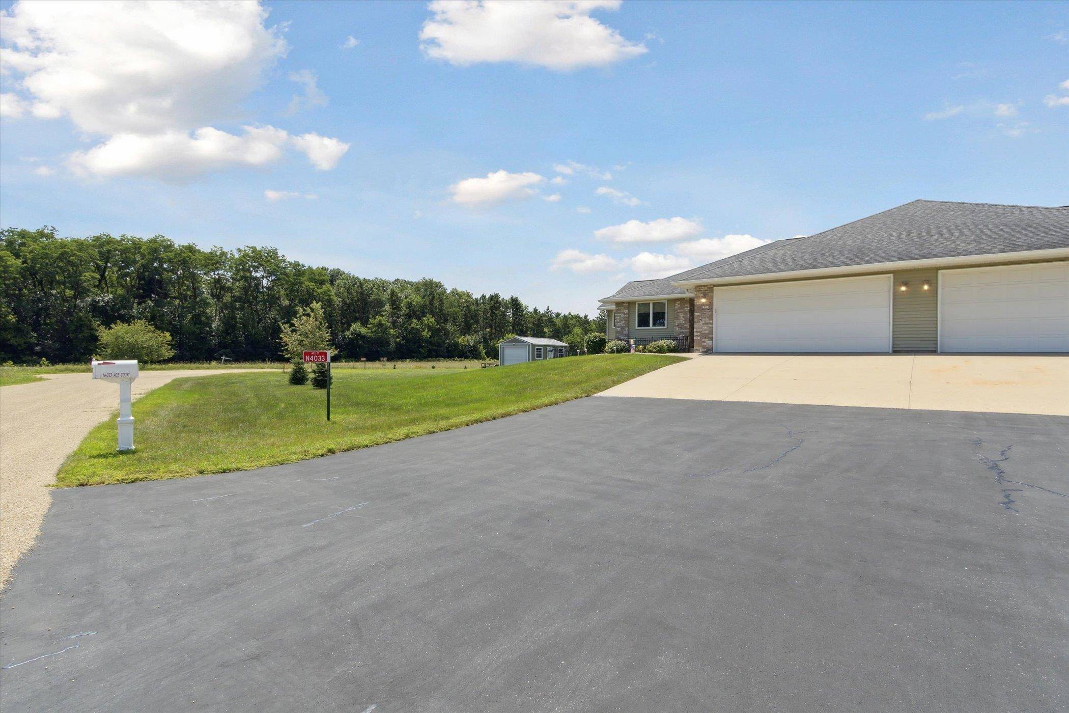 Brodhead, WI 53520,N4033 Ace Court
