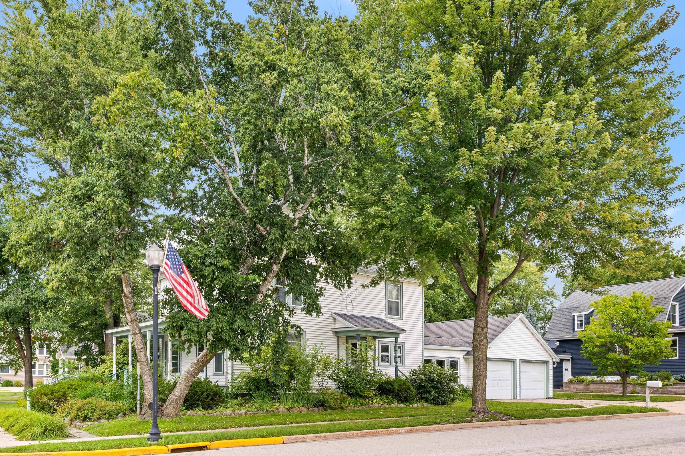 Green Lake, WI 54941,524 South Street