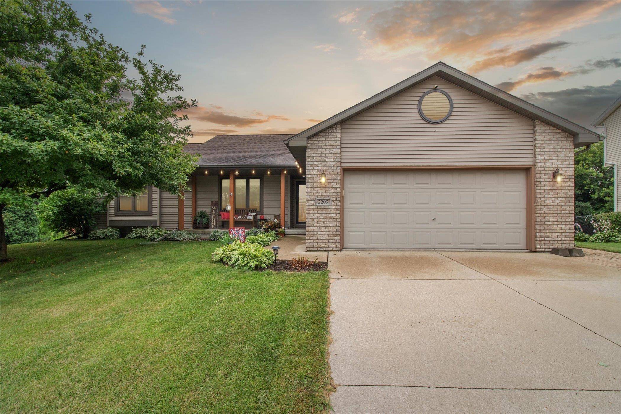 Stoughton, WI 53589,2209 Roby Road