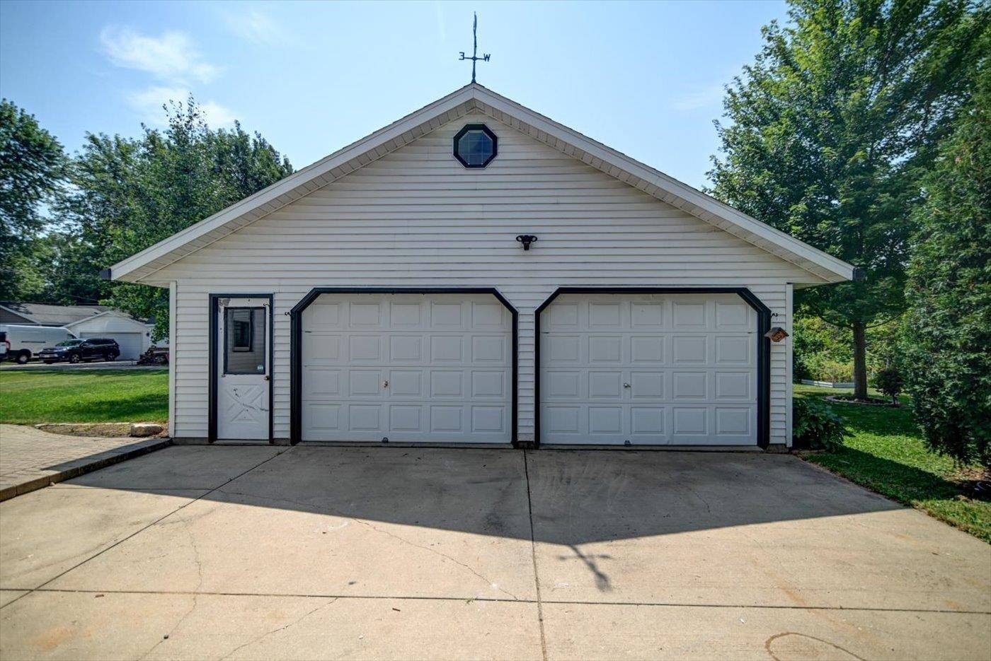 Waunakee, WI 53597,208 4th Street
