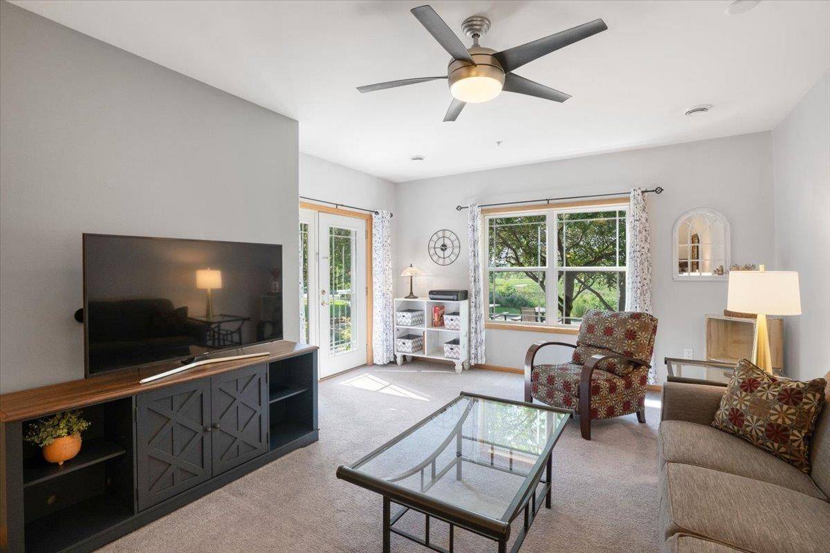 Madison, WI 53719,6701 Fairhaven Road #111