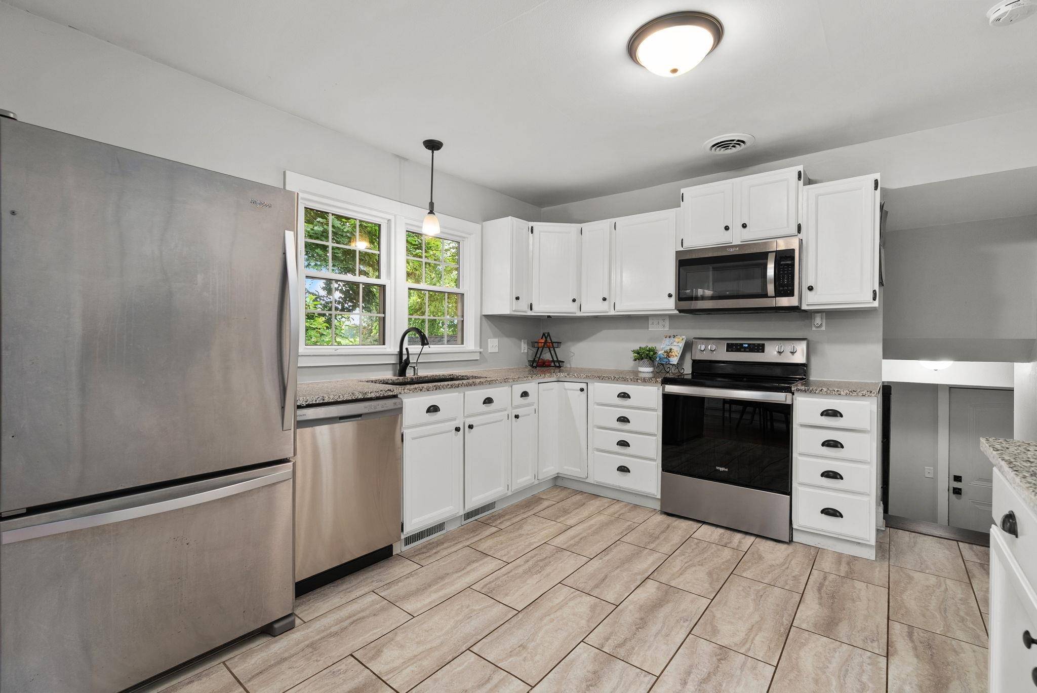 Sun Prairie, WI 53590,5801 Town Hall Drive
