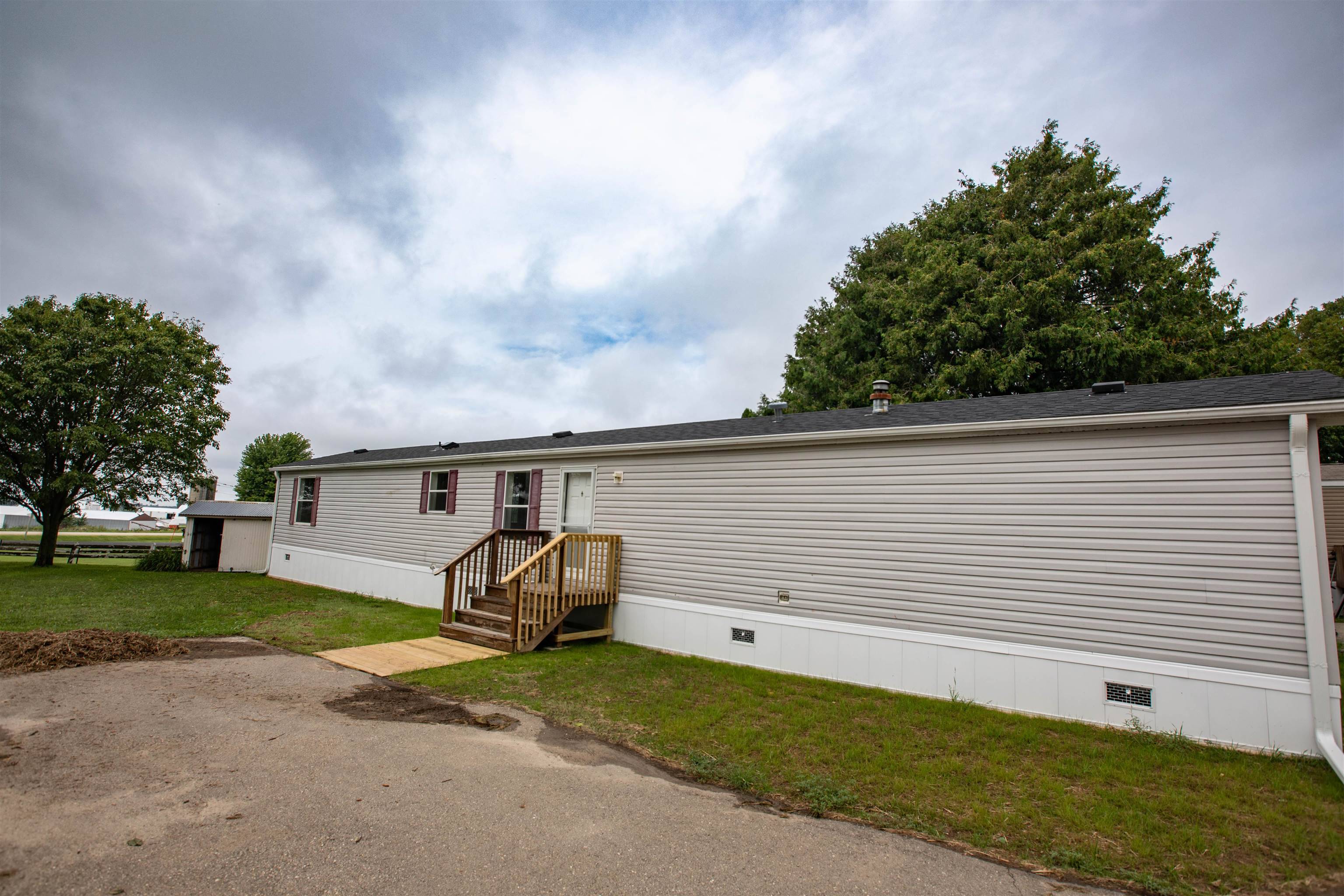 Platteville, WI 53818,30972 County Road XX #101