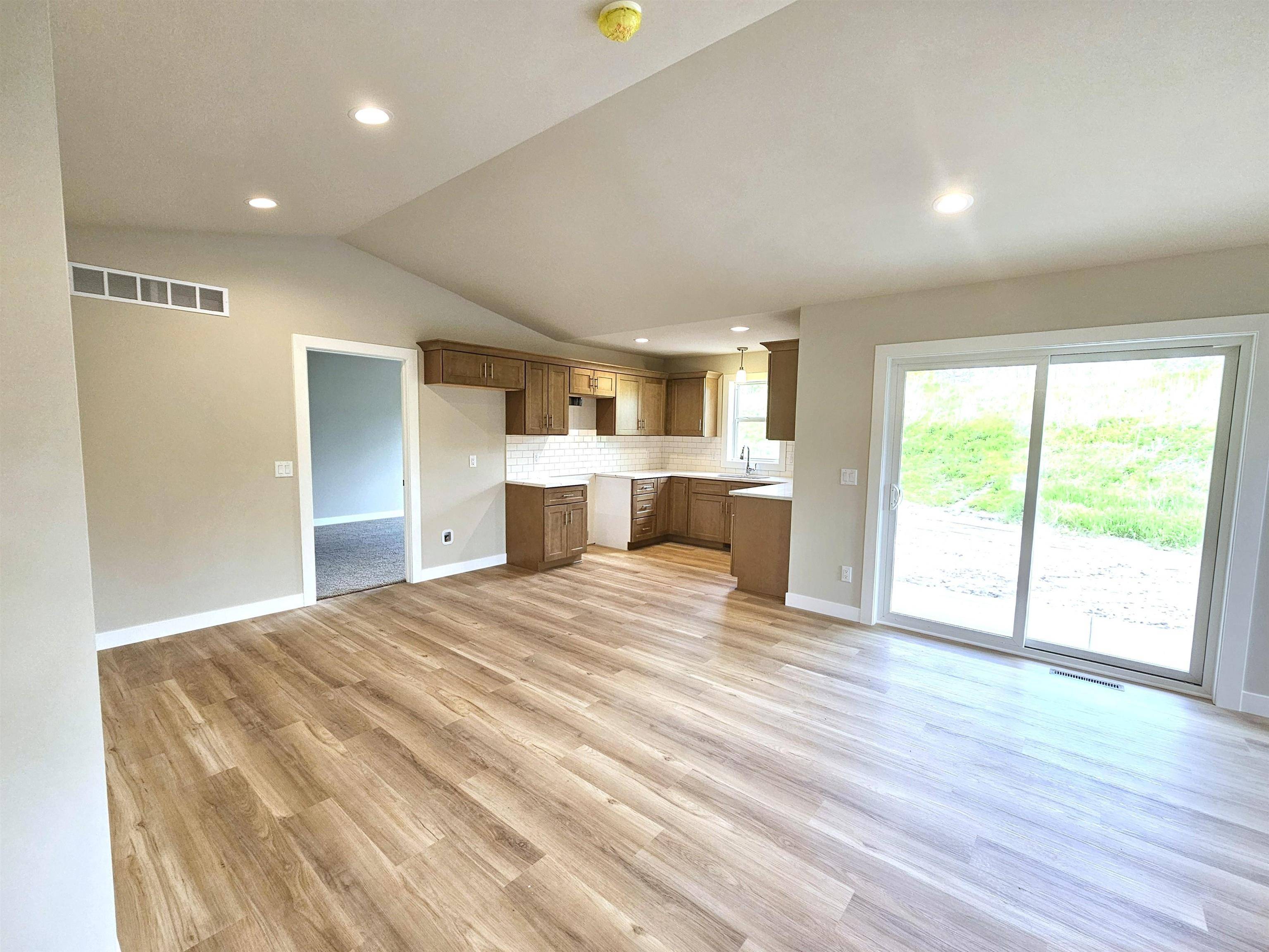 Ripon, WI 54971,520 Village Lane