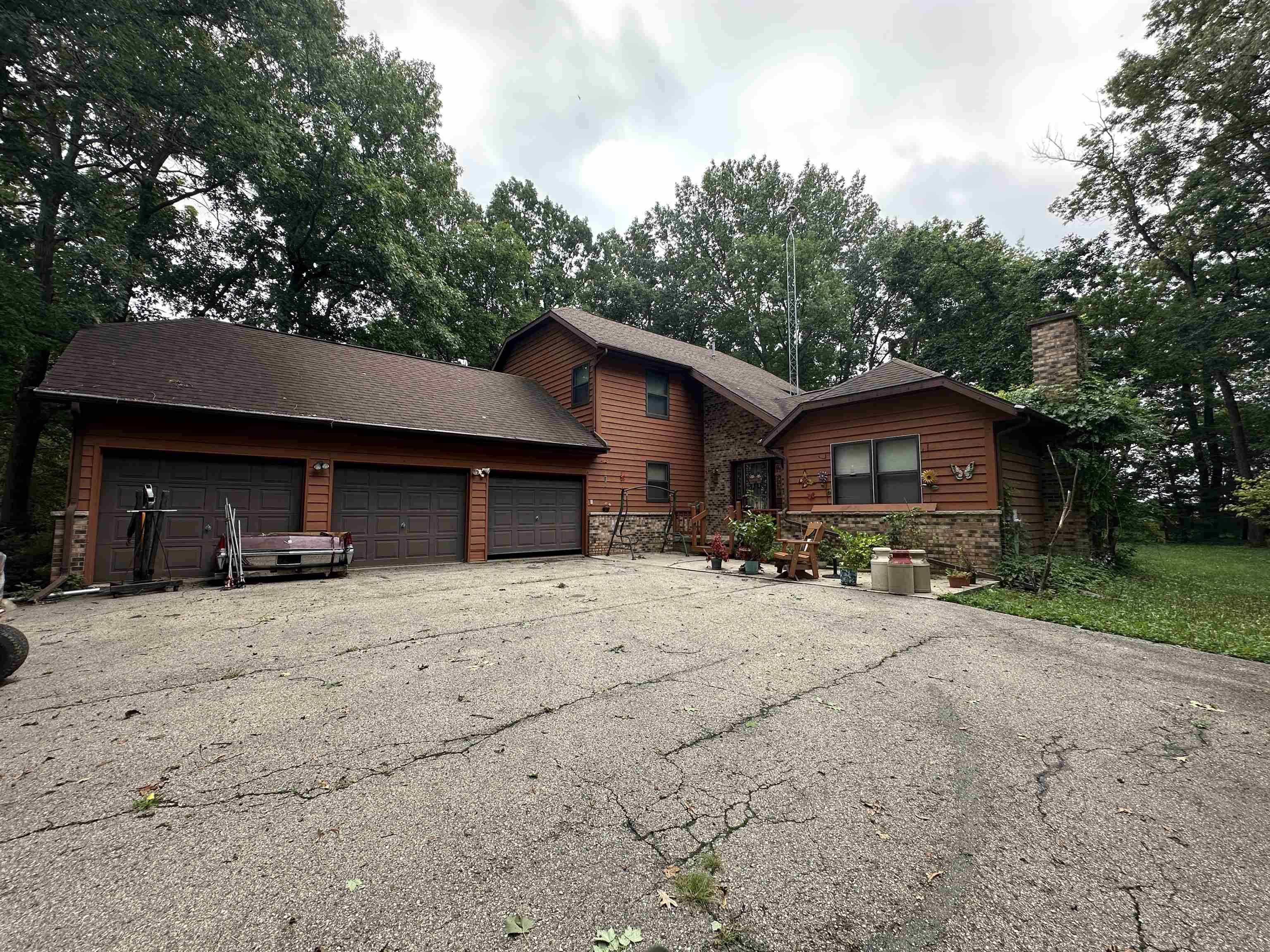 Marshall, WI 53559,311 Maple Heights Road