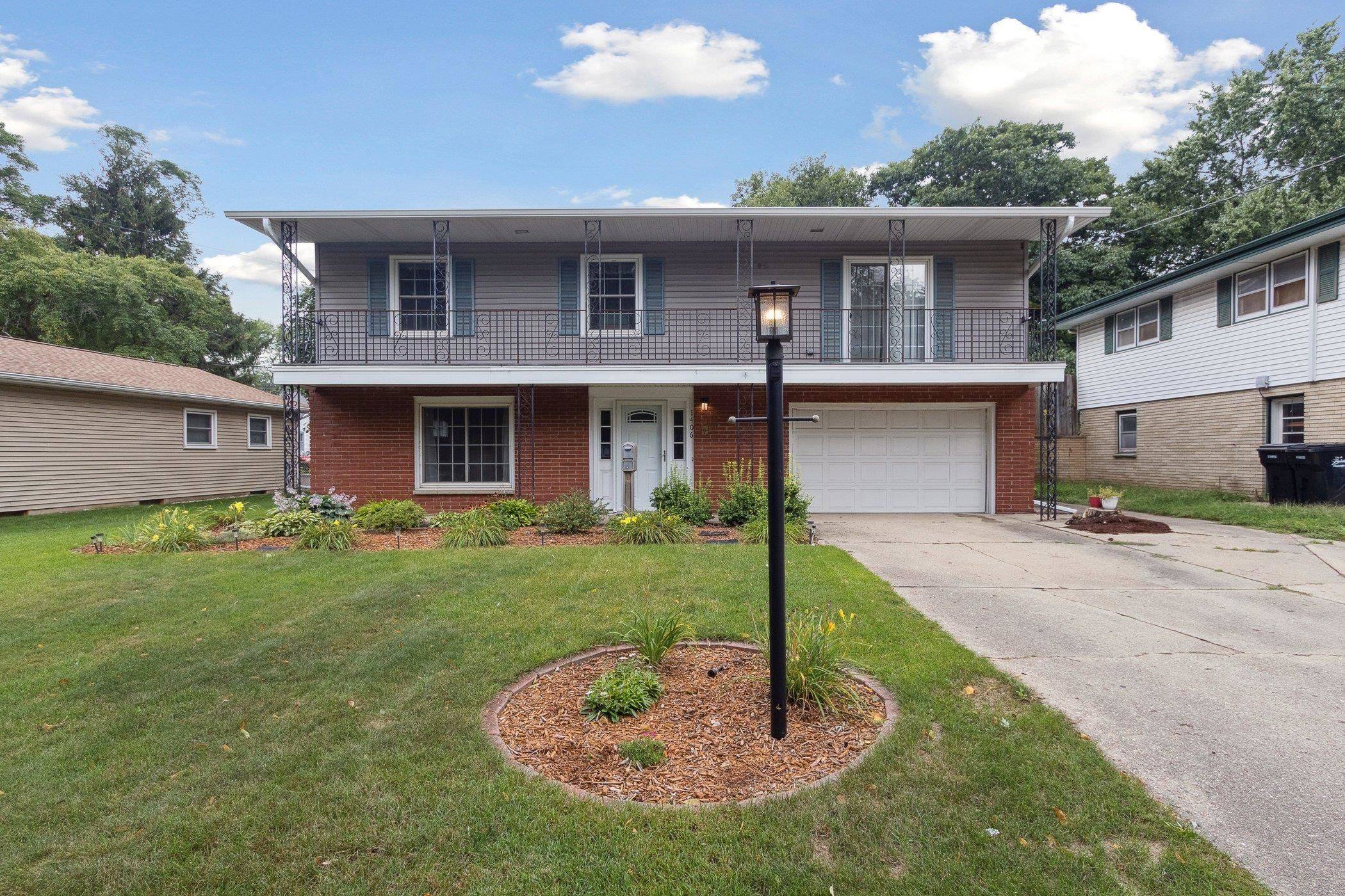 Beloit, WI 53511,1406 Garfield Avenue