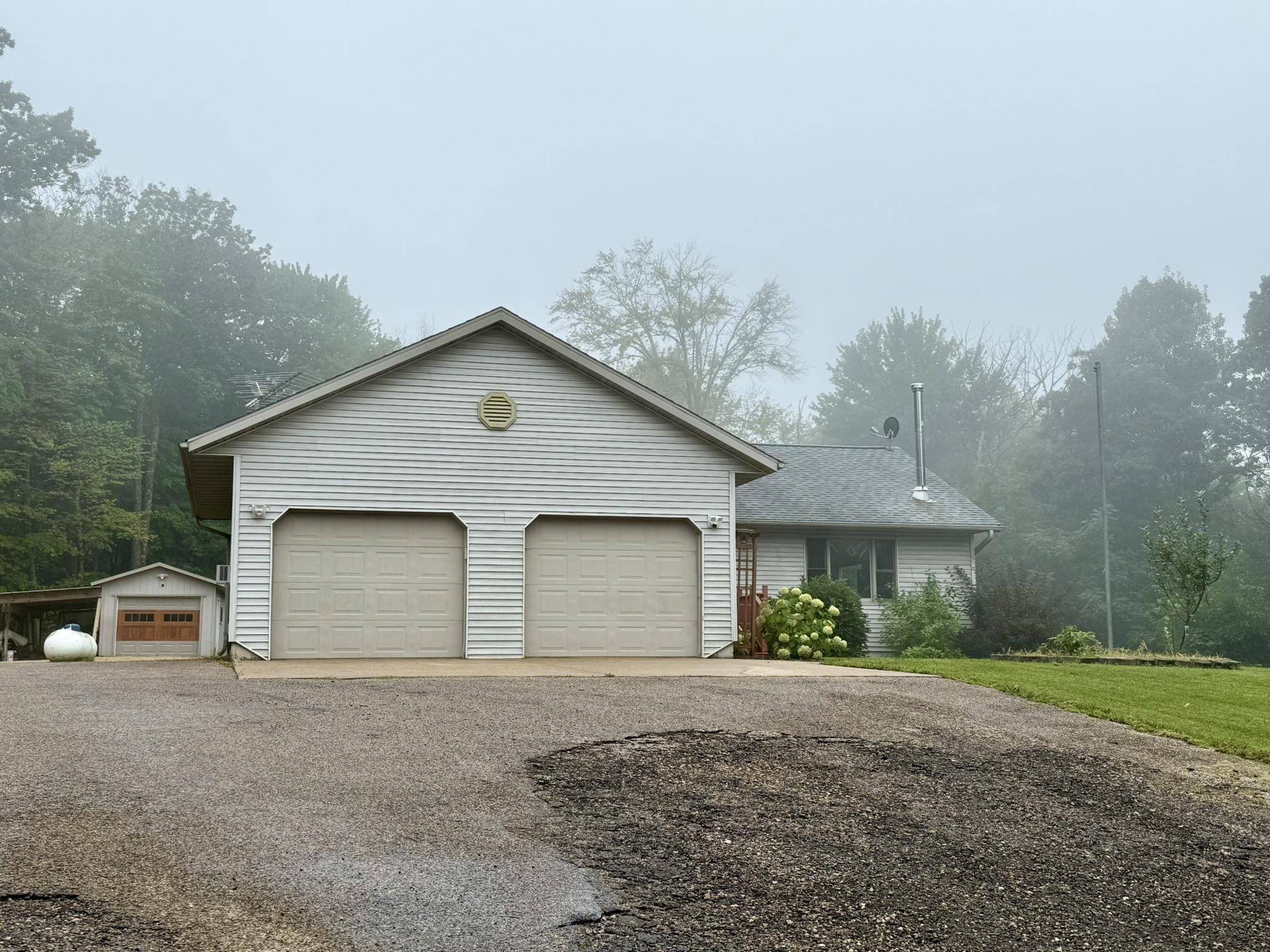 Tomah, WI 54660,16715 Helmet Road