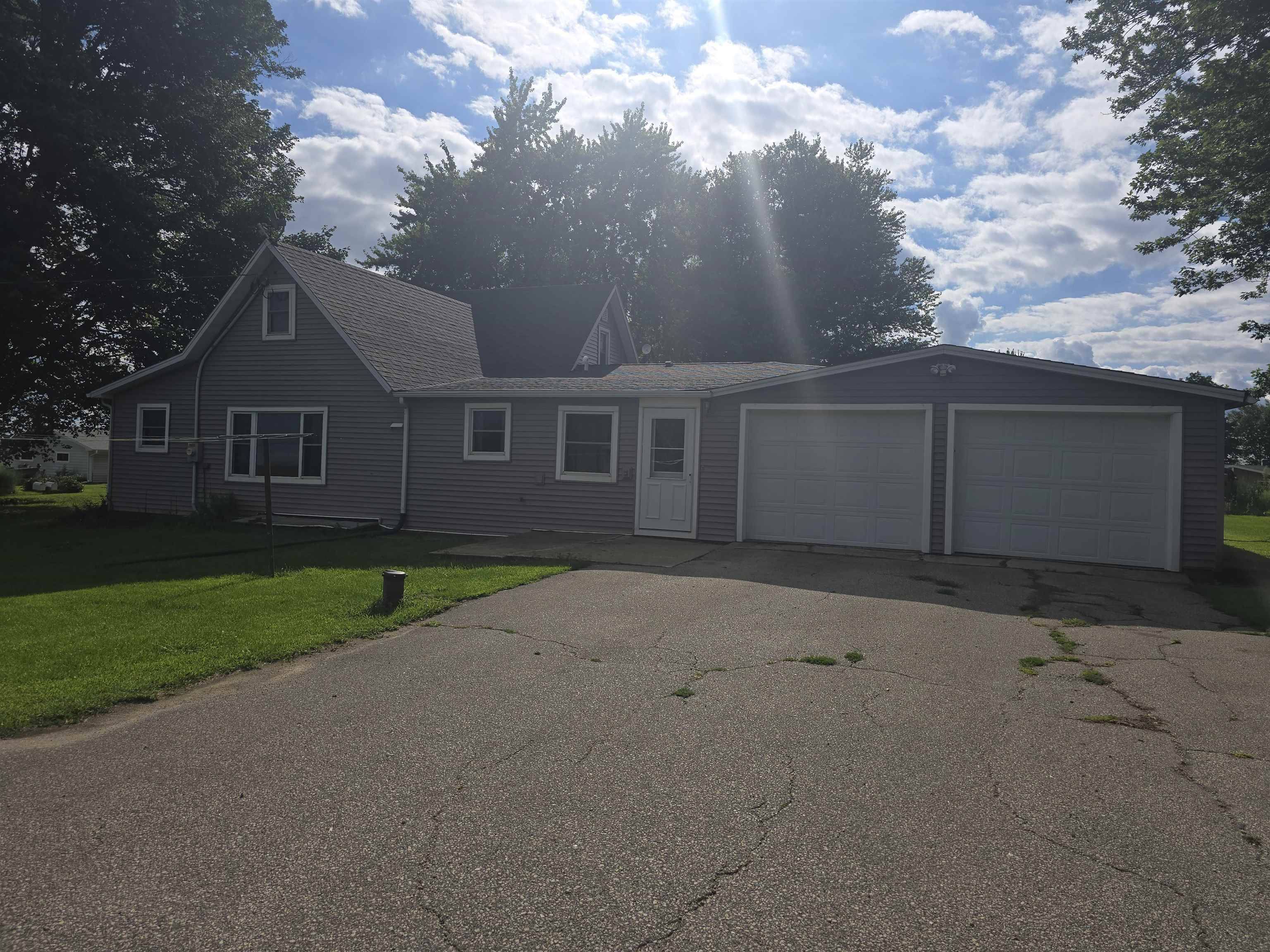 Fennimore, WI 53809,12907 1st Street