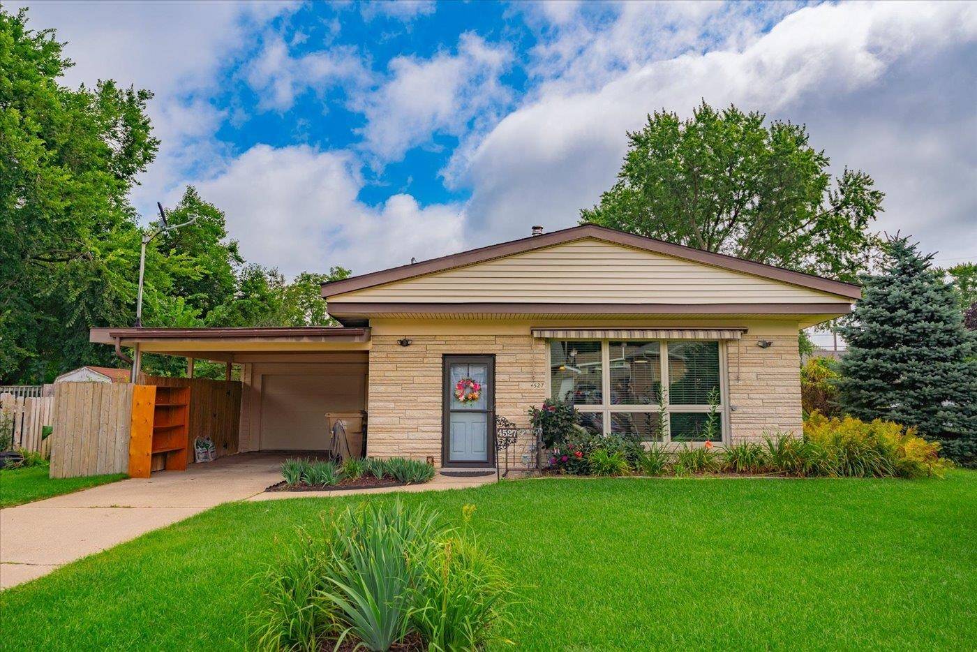 Madison, WI 53716,4527 Camden Road