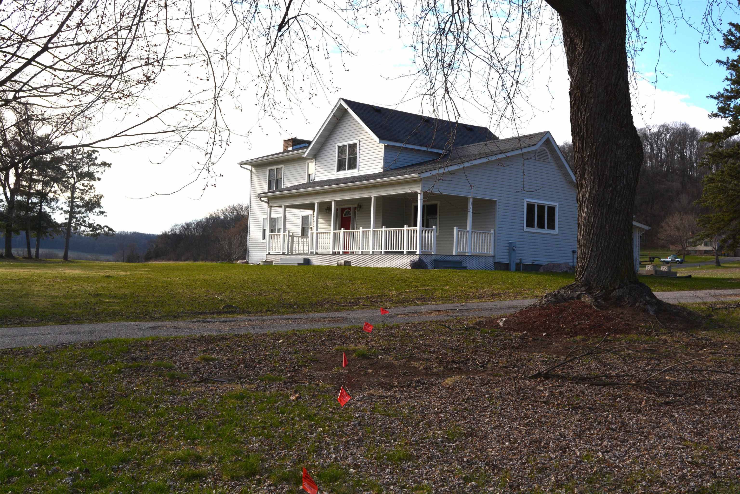 Lone Rock, WI 53556,33108 County Road B Road